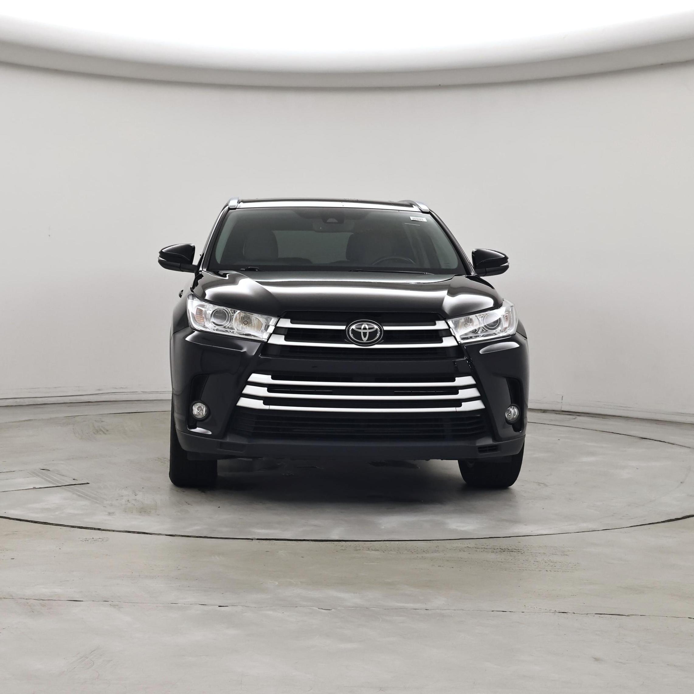 Thumbnail: 2017 Toyota Highlander - 5