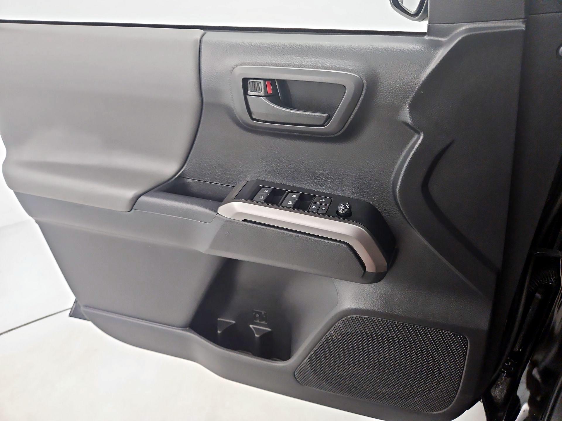 Thumbnail: 2023 Toyota Tacoma - 12