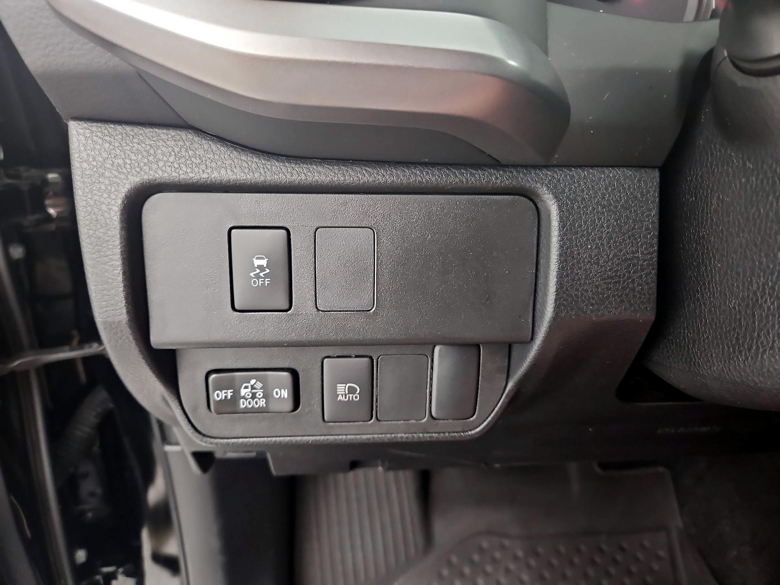 2023 Toyota Tacoma SR5 - Photo 14