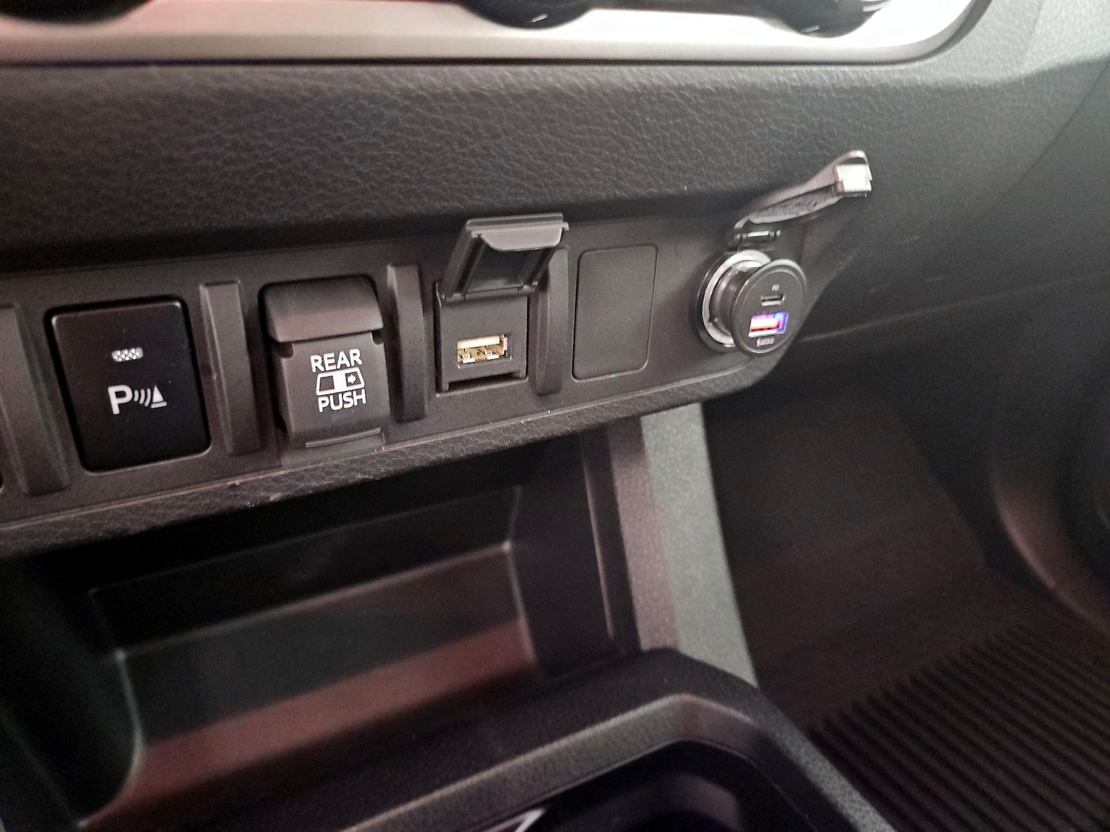 2023 Toyota Tacoma SR5 - Photo 20