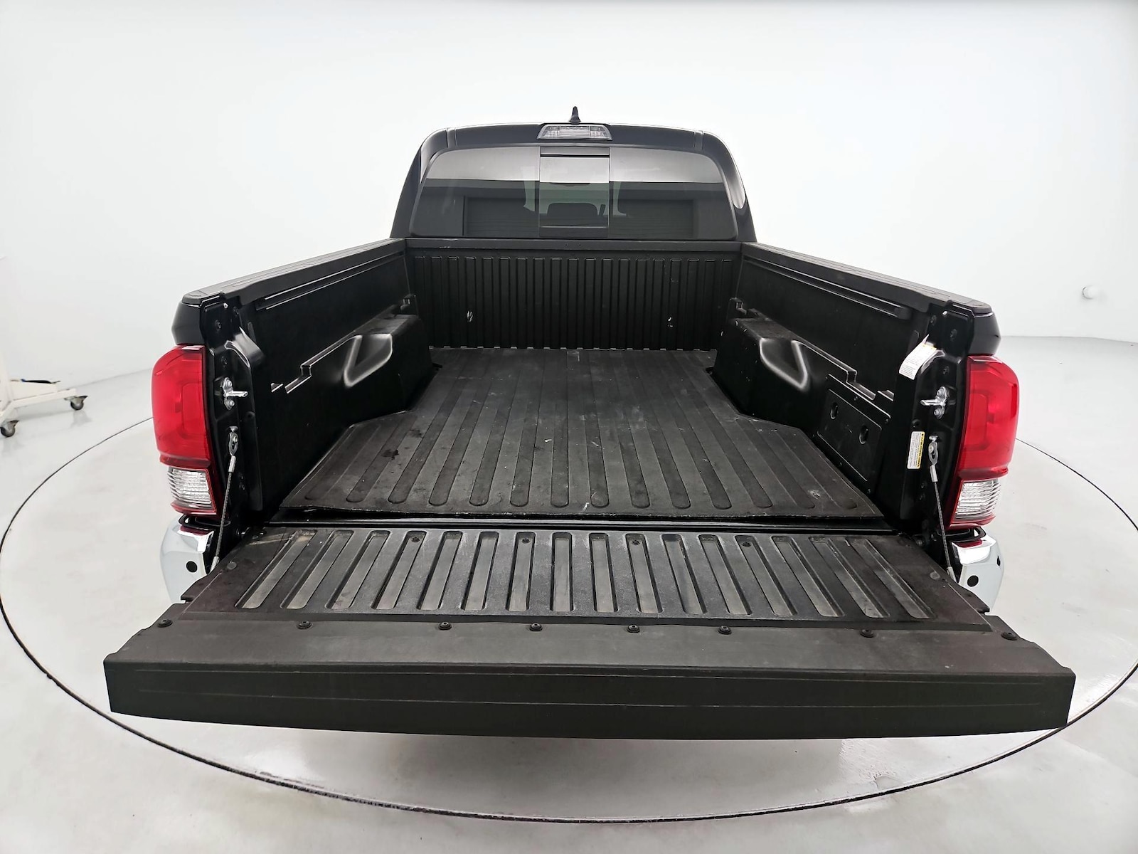 2023 Toyota Tacoma SR5 - Photo 22