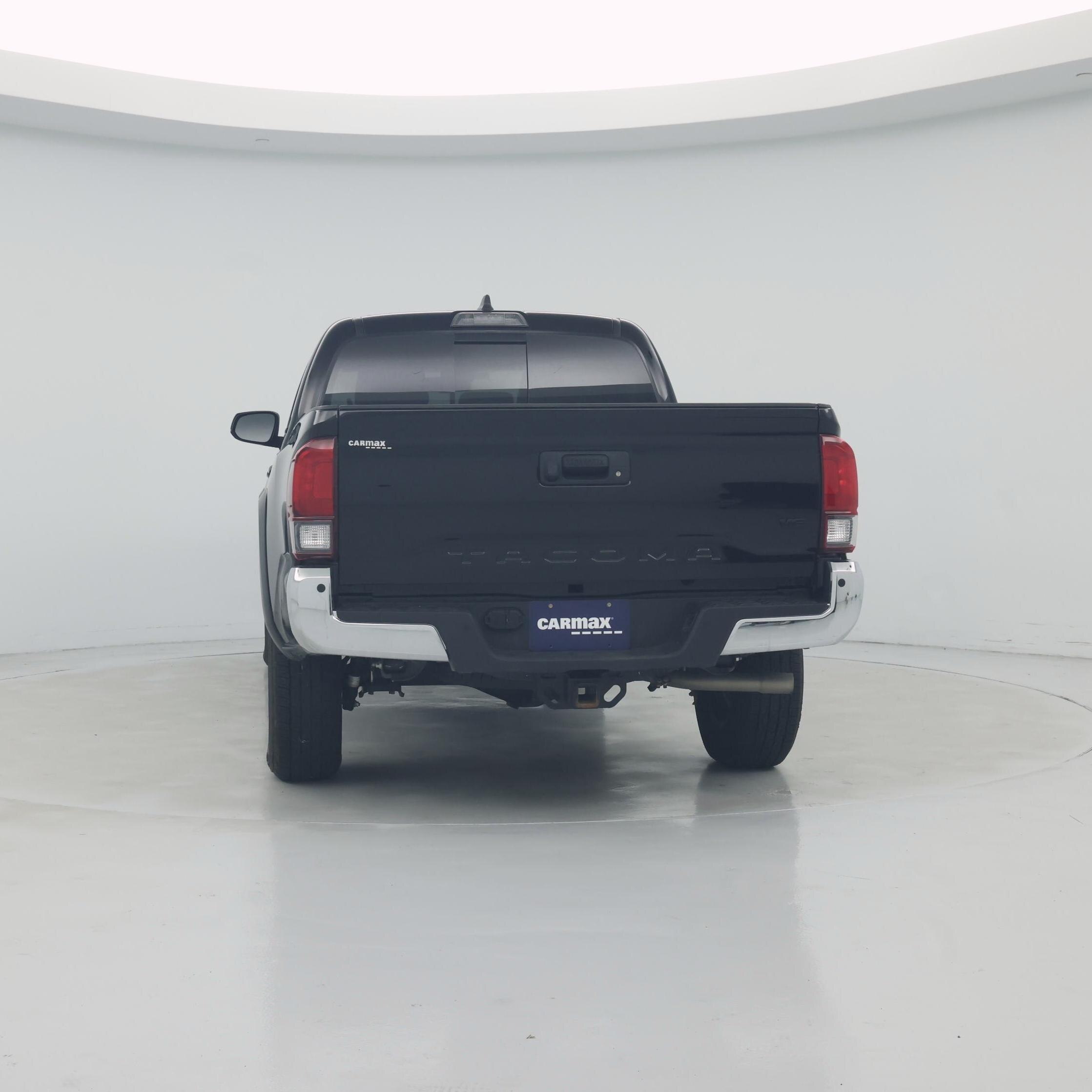 Thumbnail: 2023 Toyota Tacoma - 6