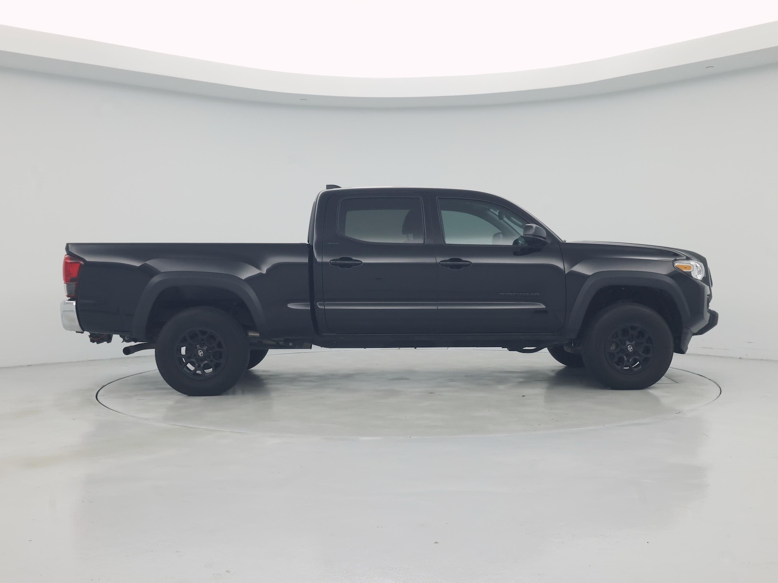 2023 Toyota Tacoma SR5 - Photo 8