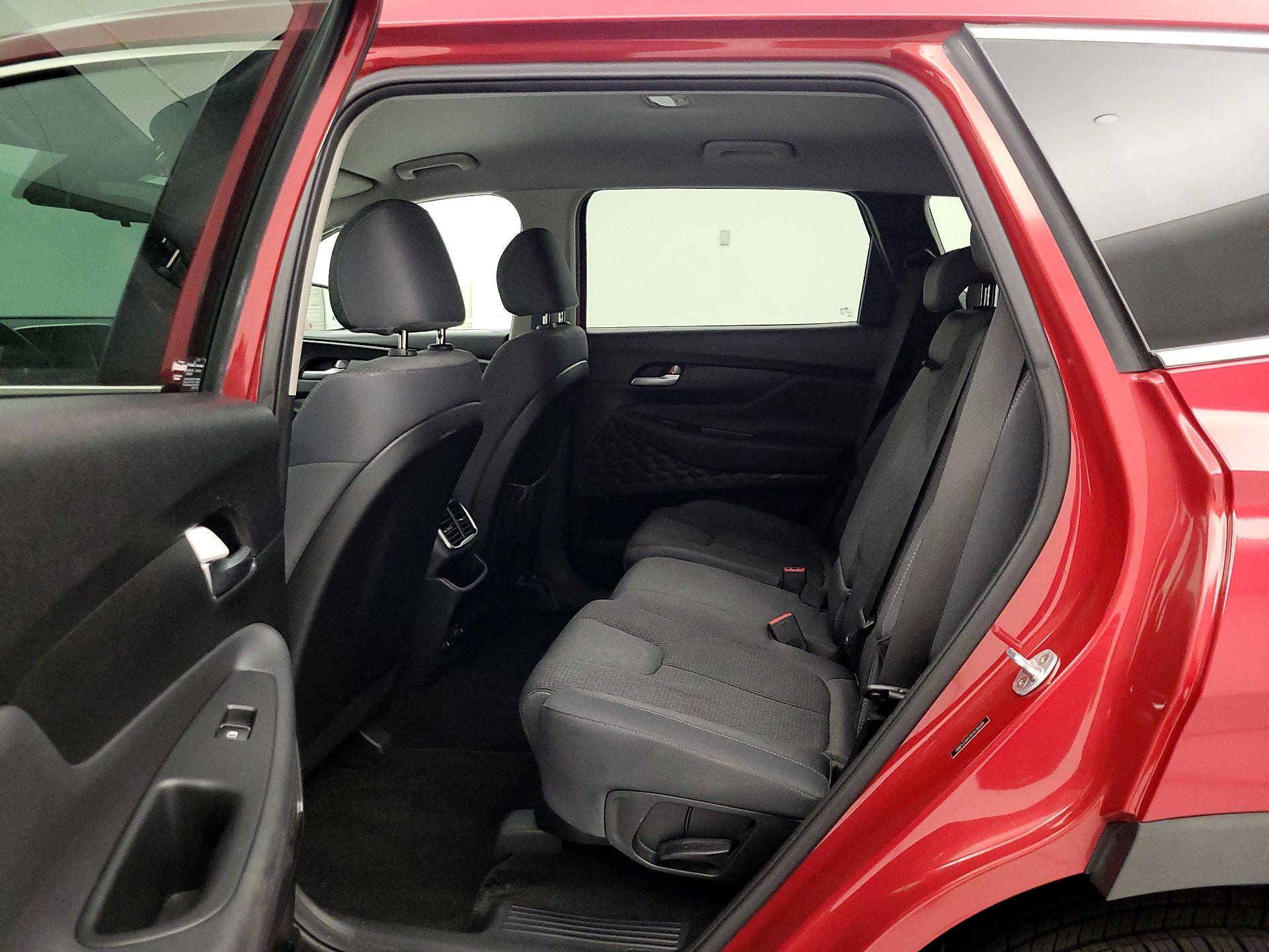 Thumbnail: 2019 Hyundai Santa Fe - 19