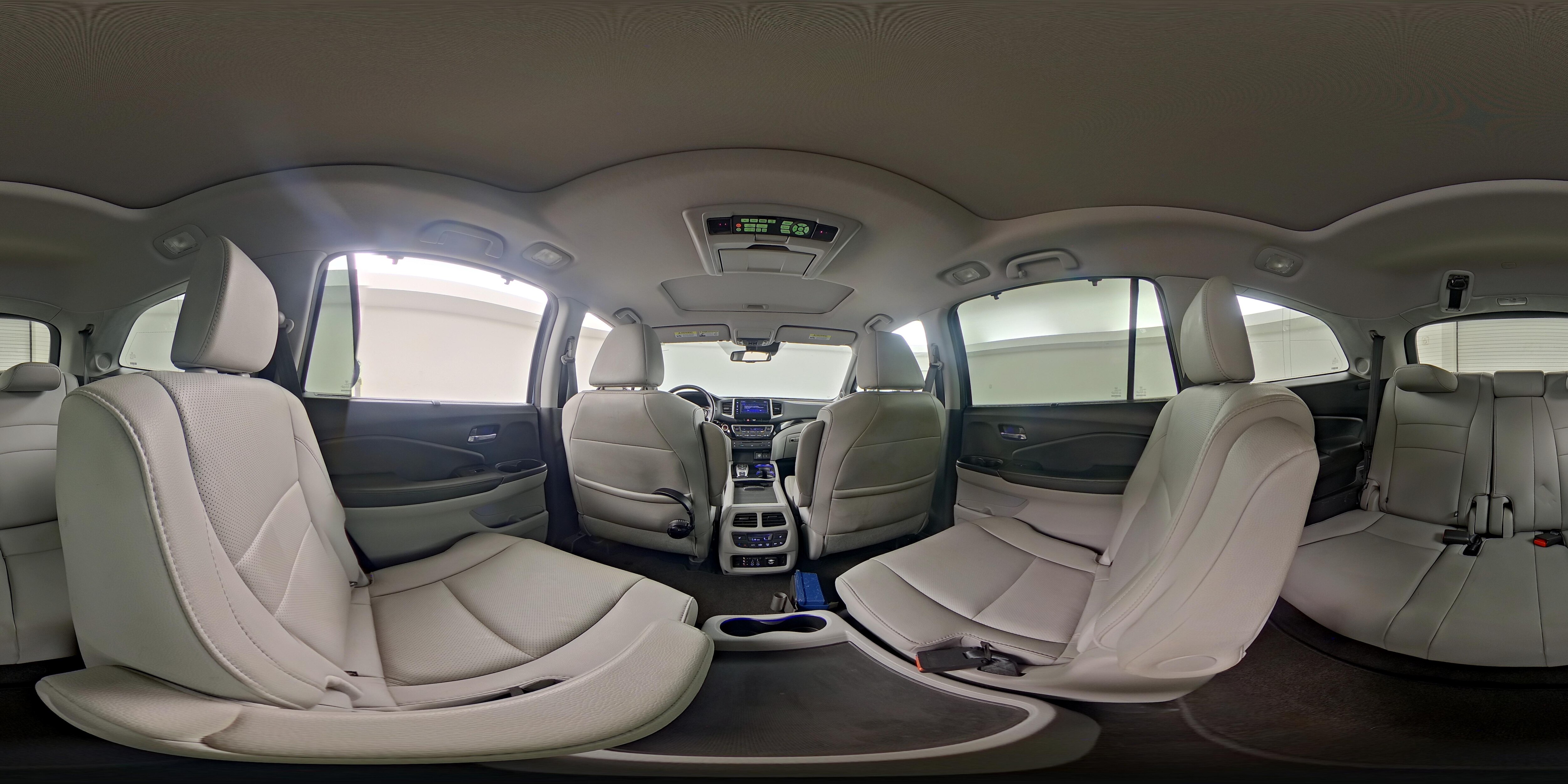 2016 Honda Pilot Elite - Photo 26