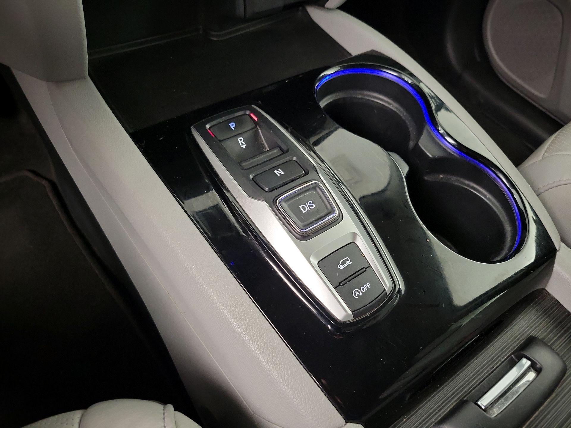 Thumbnail: 2016 Honda Pilot - 16