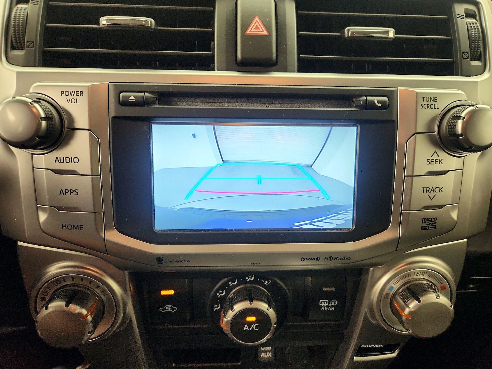 2018 Toyota 4Runner SR5 - Photo 16