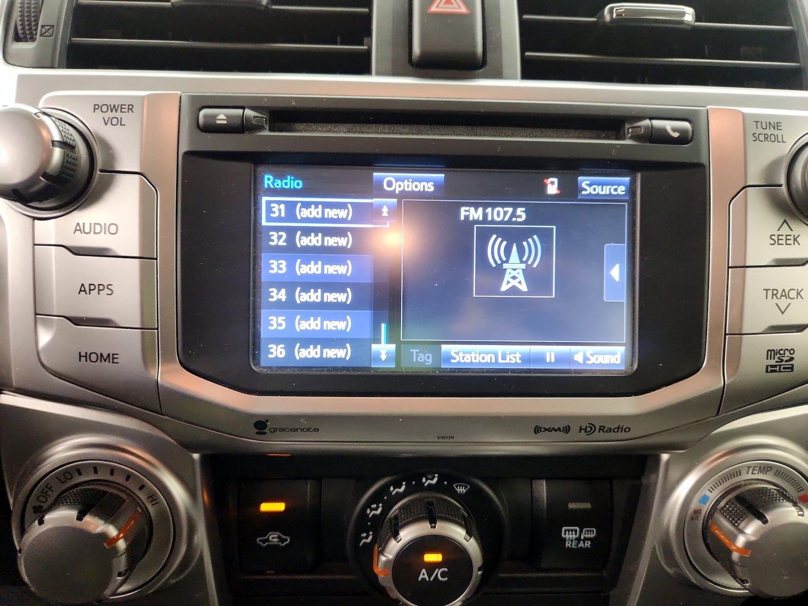 2018 Toyota 4Runner SR5 - Photo 17