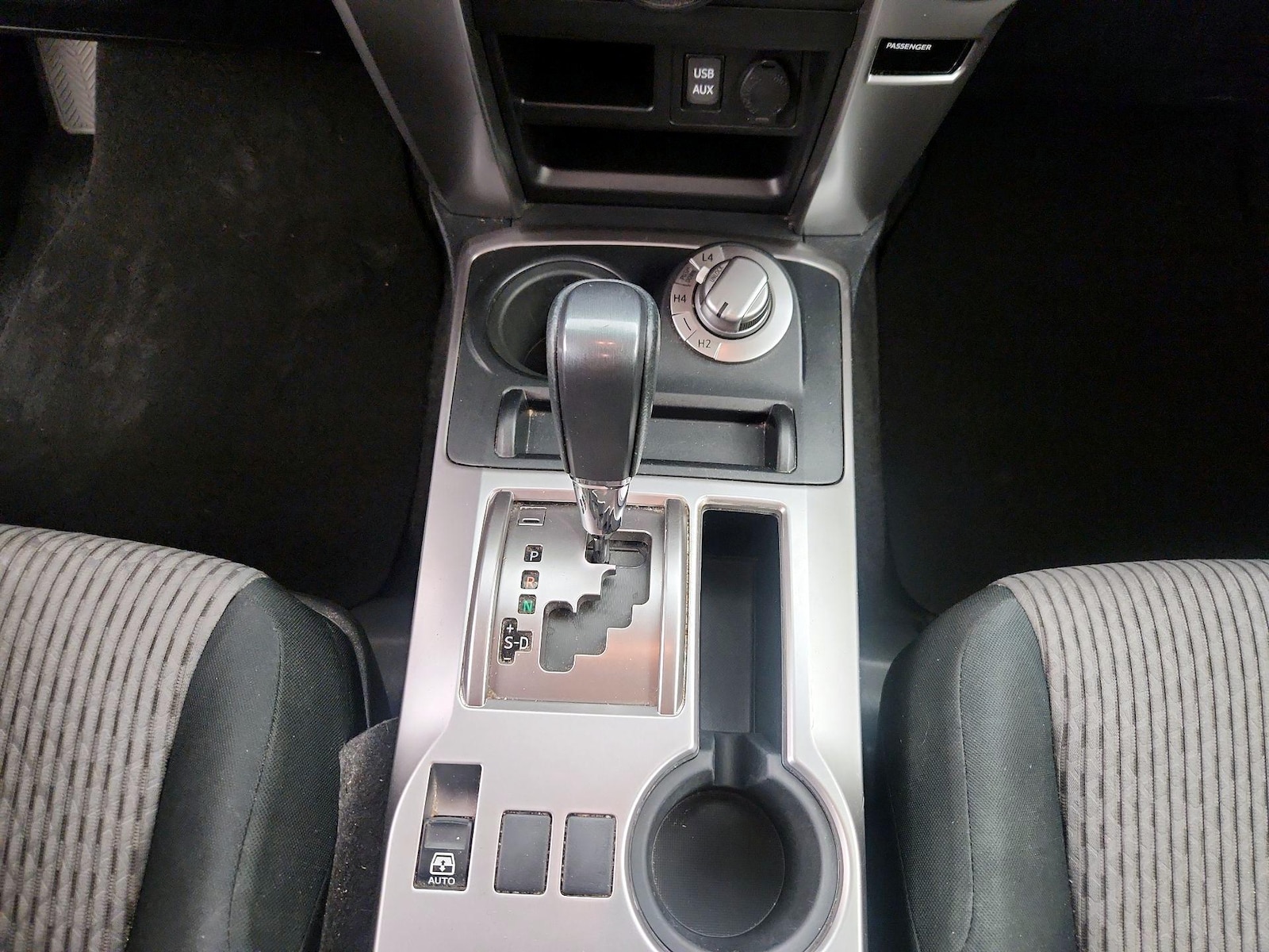 2018 Toyota 4Runner SR5 - Photo 19