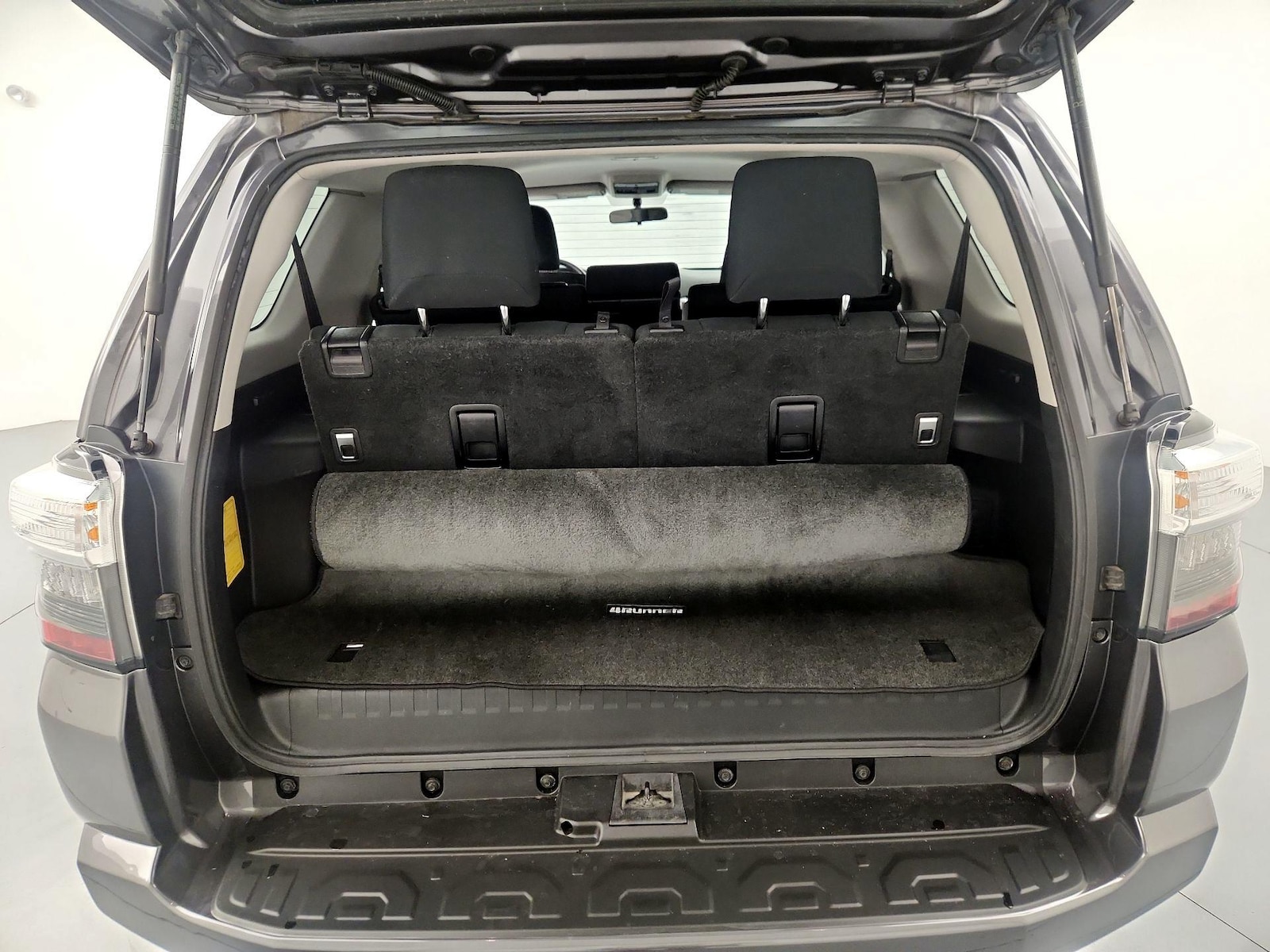 2018 Toyota 4Runner SR5 - Photo 23