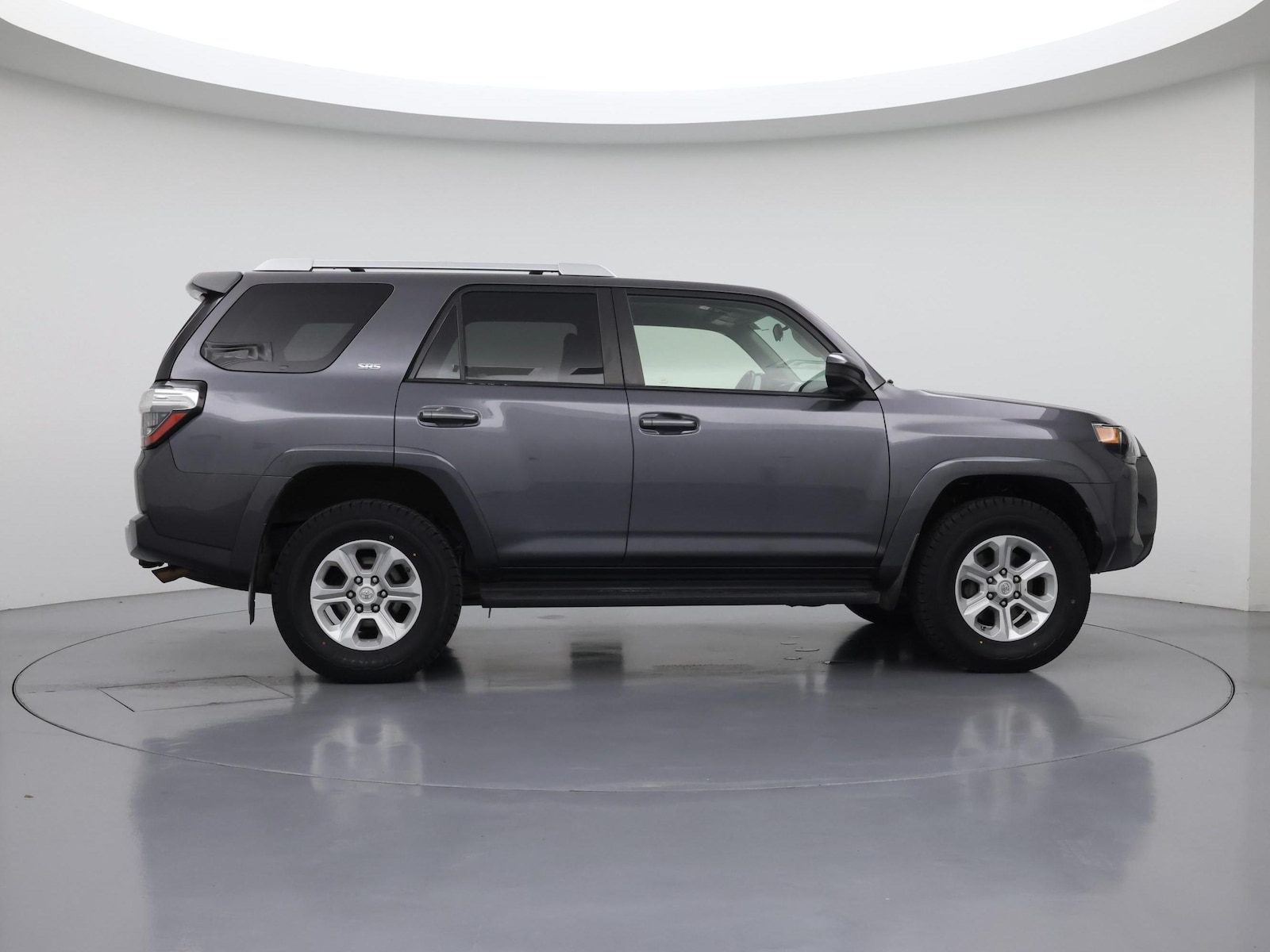 2018 Toyota 4Runner SR5 - Photo 8
