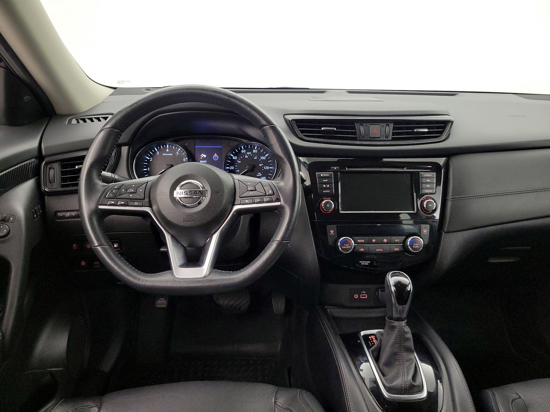 Thumbnail: 2018 Nissan Rogue - 10