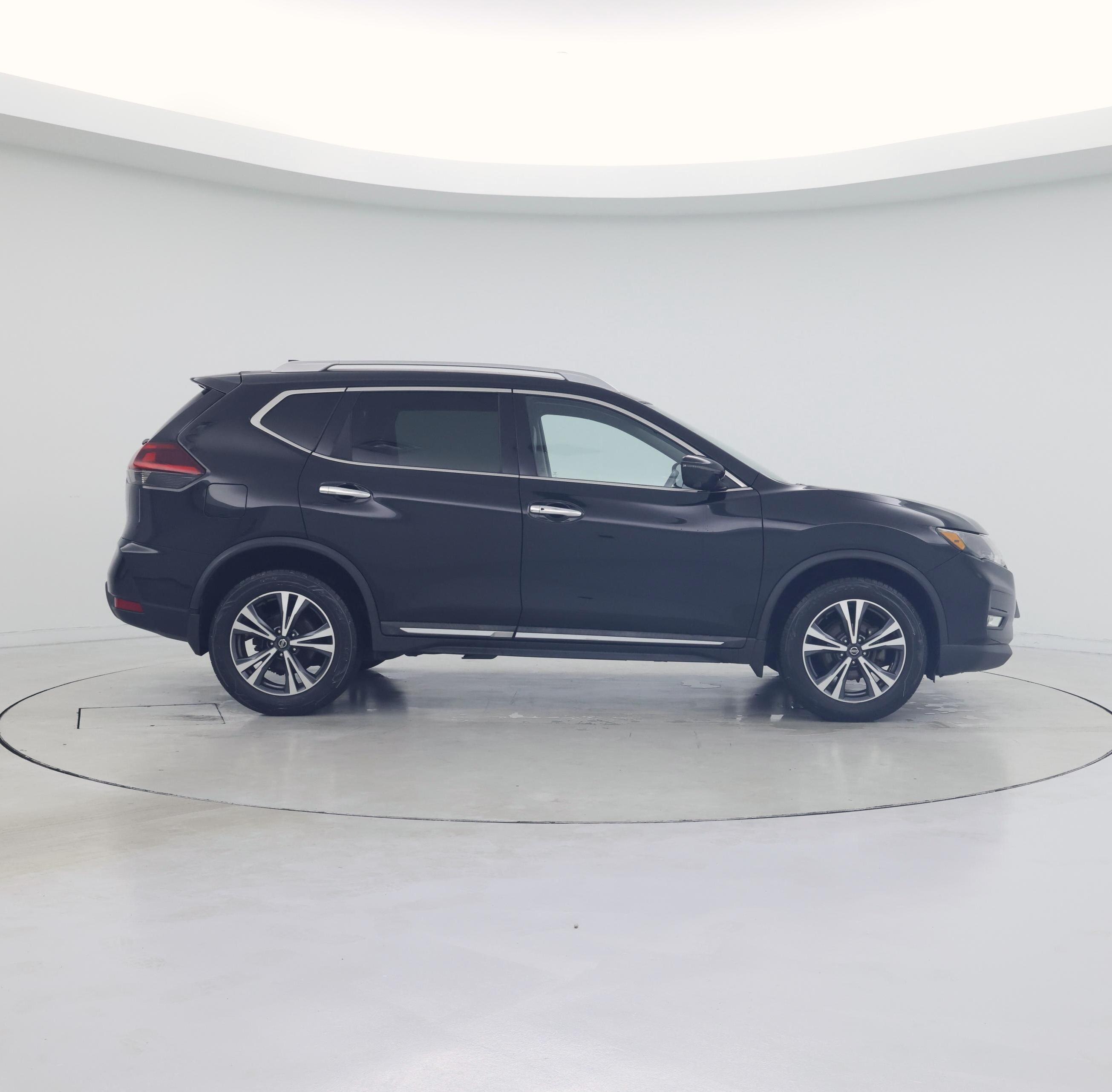 Thumbnail: 2018 Nissan Rogue - 7