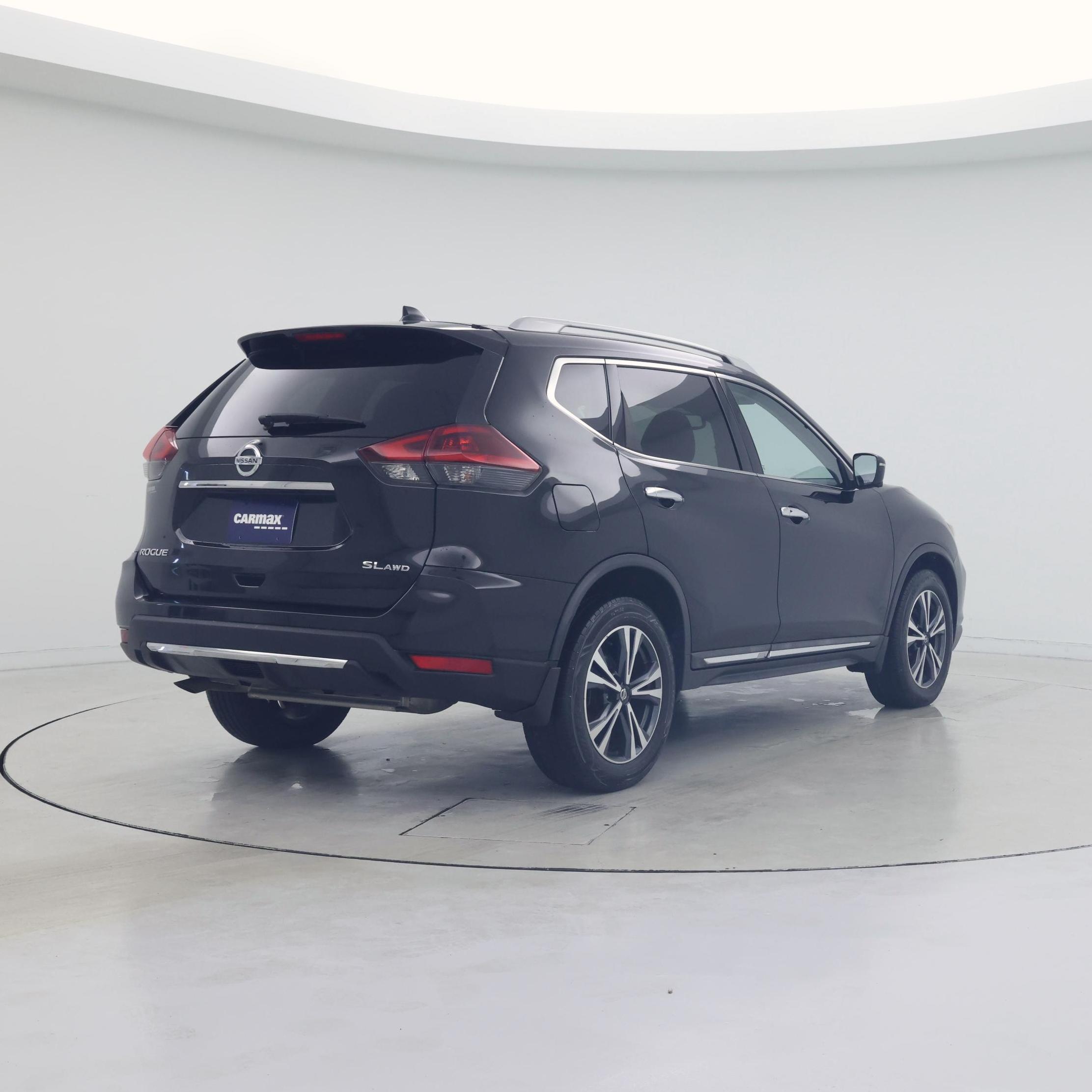 Thumbnail: 2018 Nissan Rogue - 8