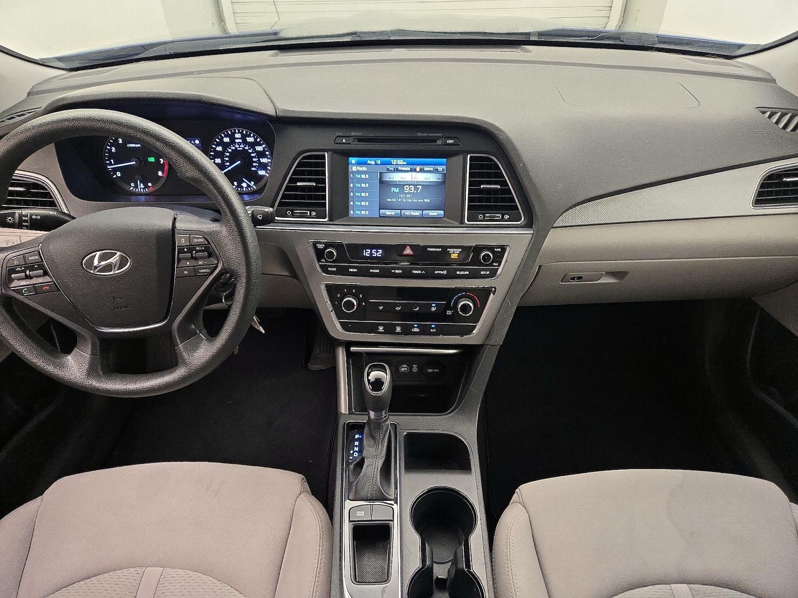 2016 Hyundai Sonata SE - Photo 10