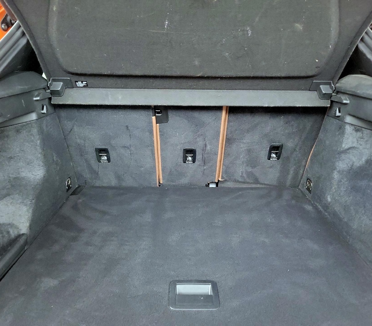Trunk/Cargo (Seats Up)