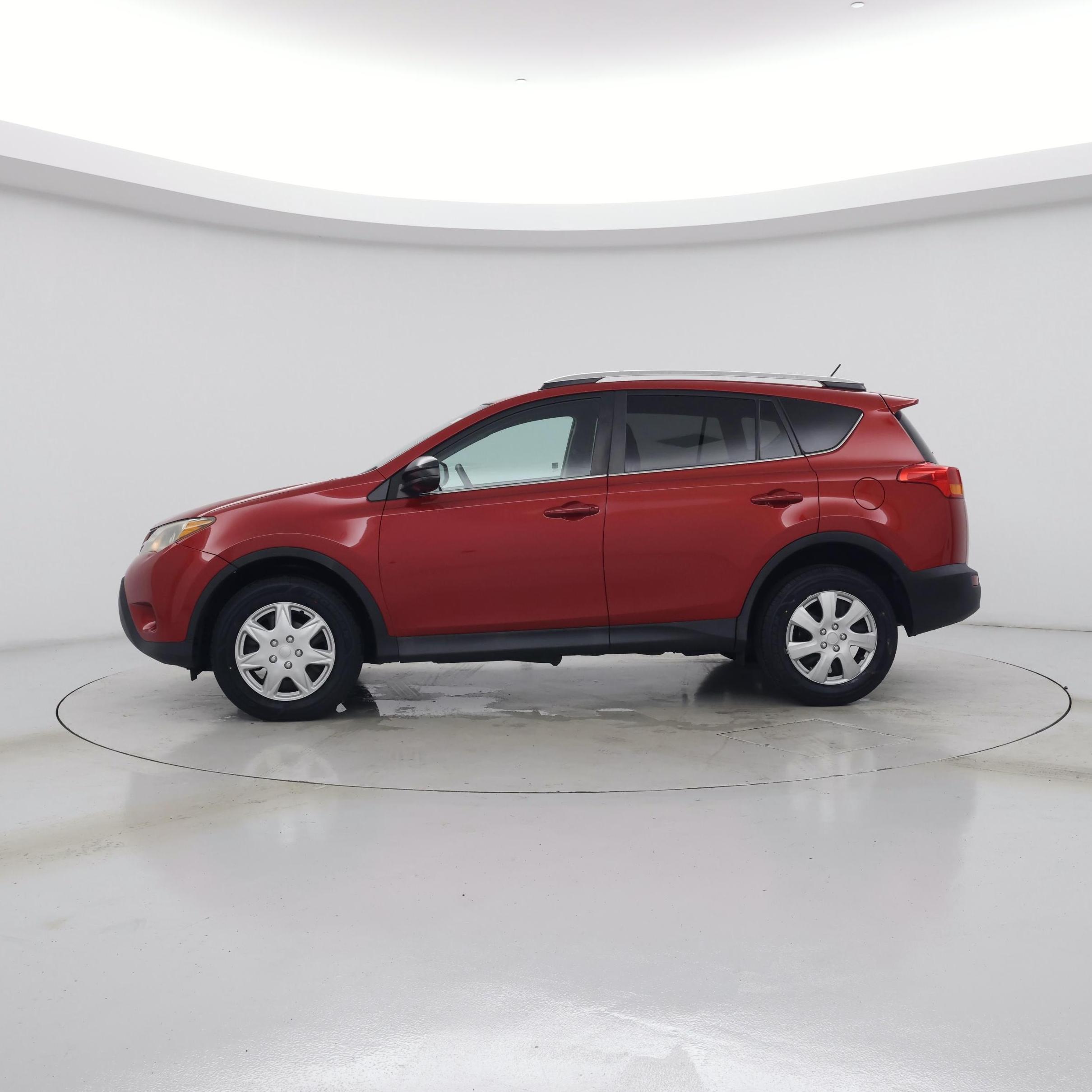 Thumbnail: 2015 Toyota RAV4 - 3