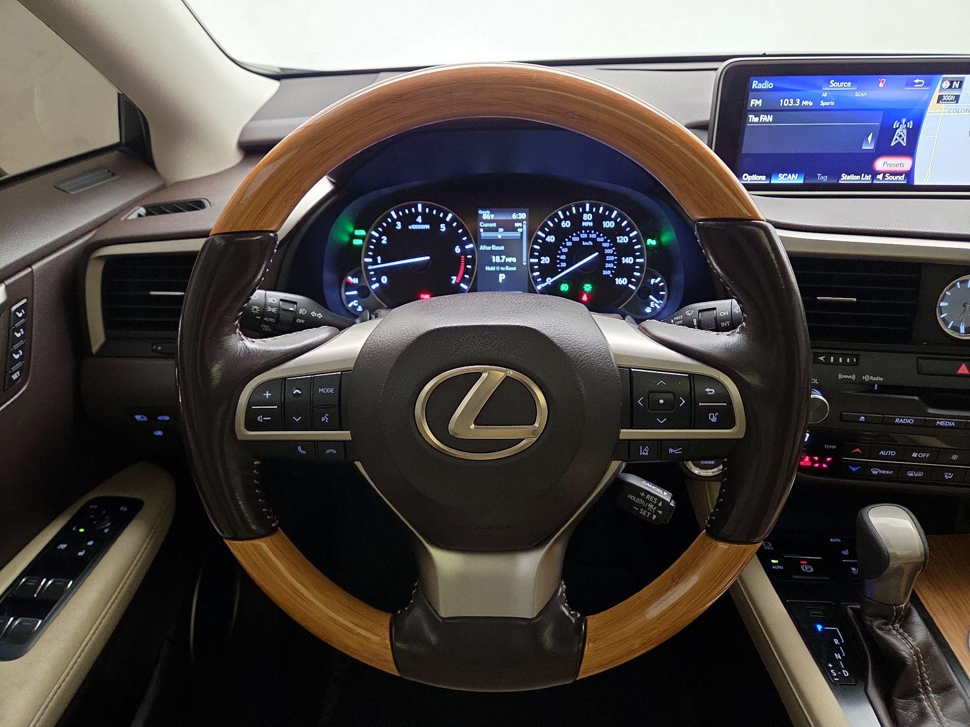 Thumbnail: 2019 Lexus RX - 10