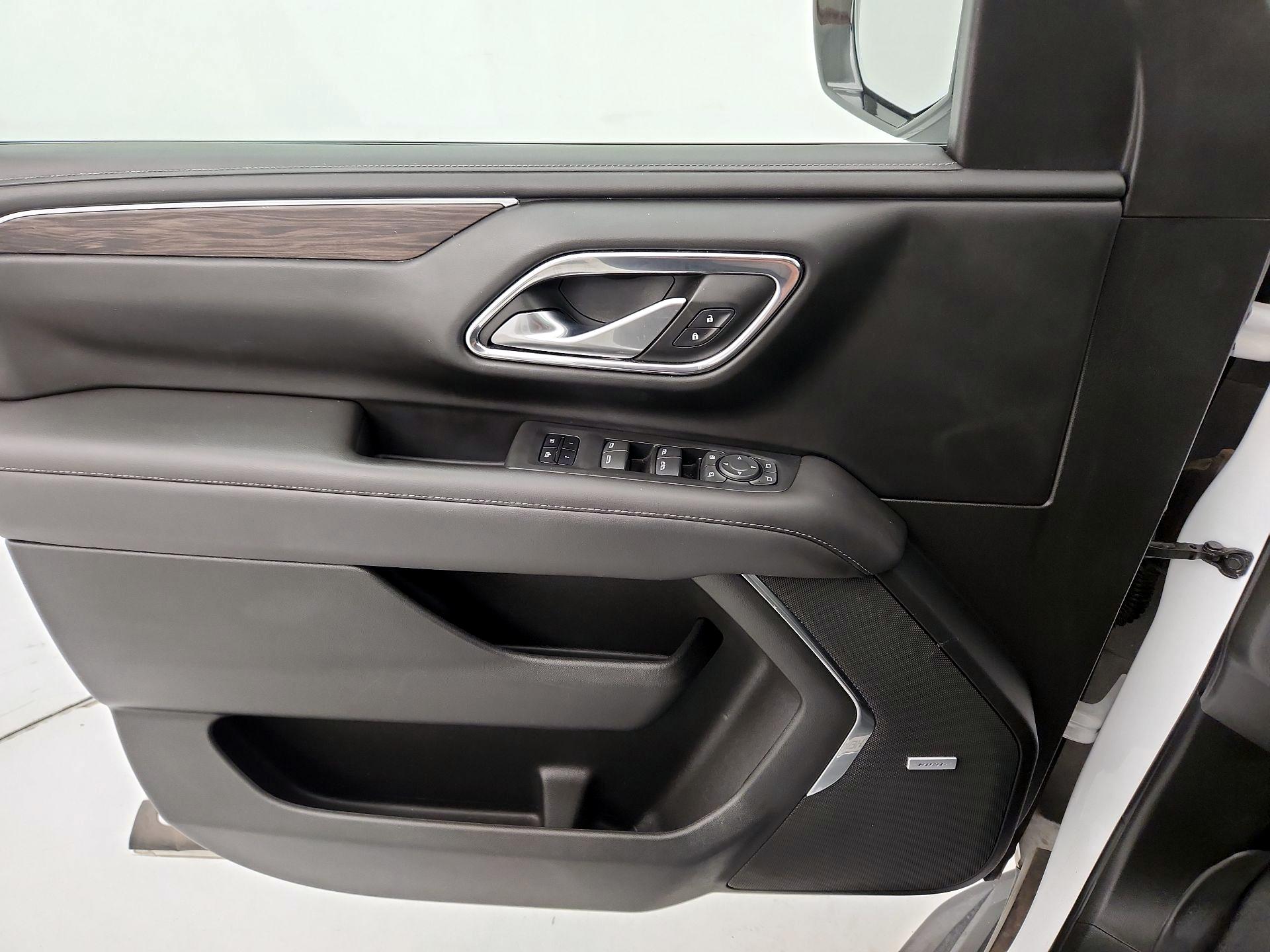 Thumbnail: 2022 Chevrolet Suburban - 12