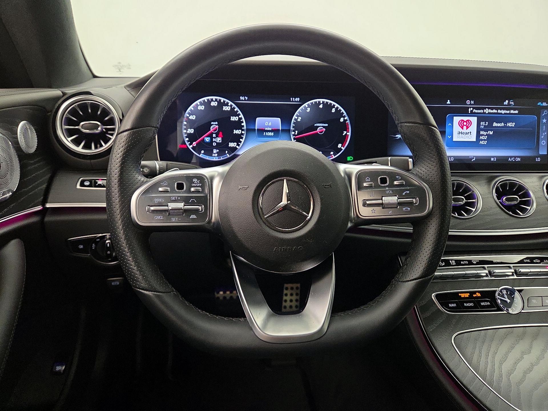 Thumbnail: 2020 Mercedes-Benz E-Class - 10