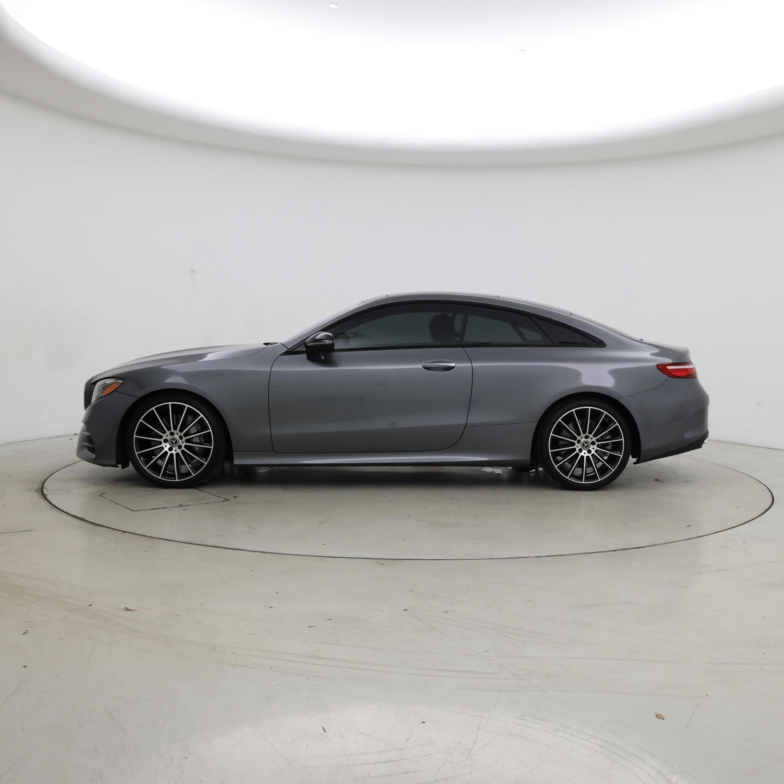 Thumbnail: 2020 Mercedes-Benz E-Class - 3
