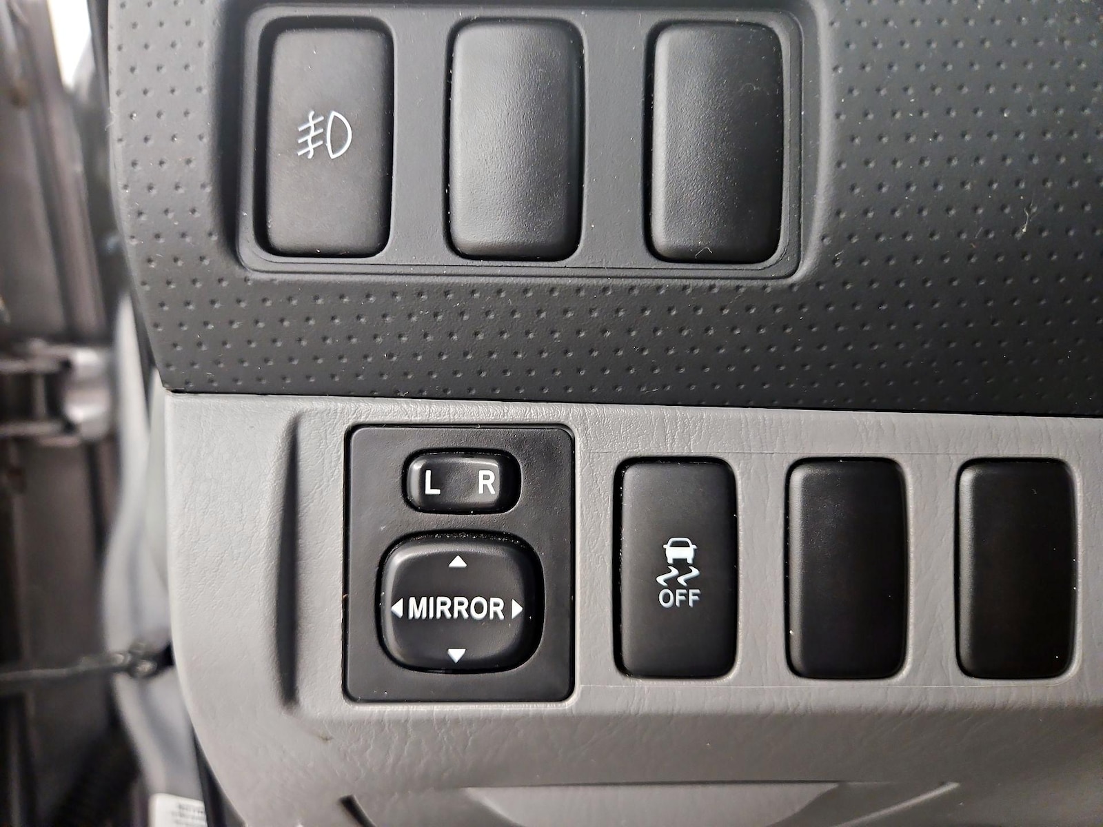 2015 Toyota Tacoma PreRunner - Photo 14