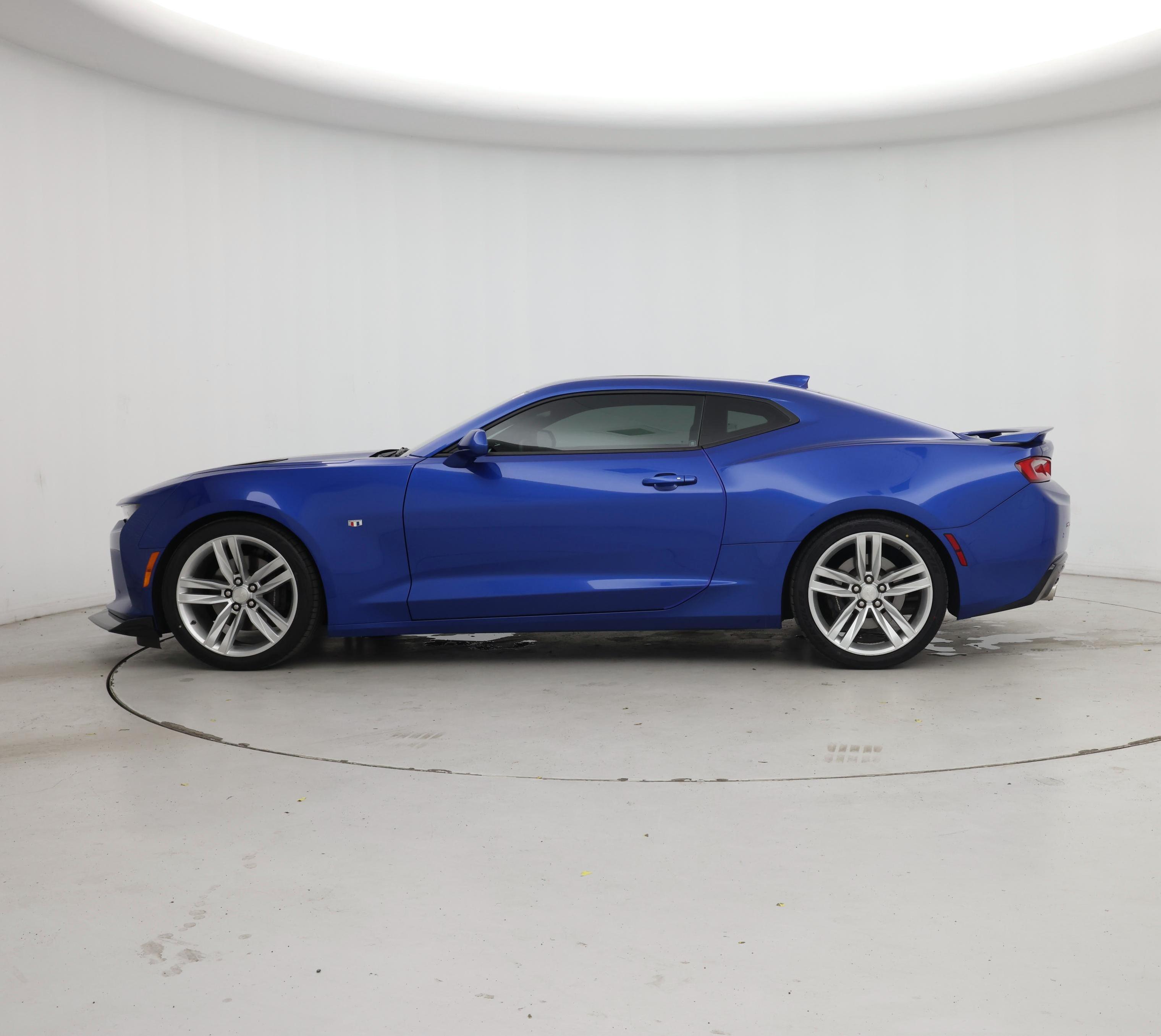 Thumbnail: 2018 Chevrolet Camaro - 3