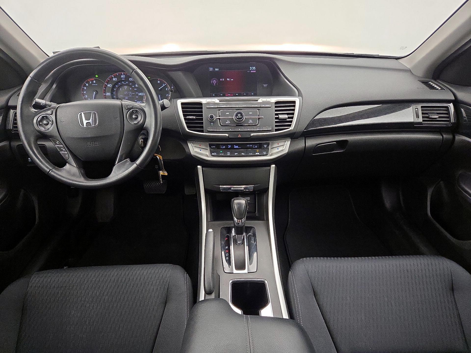 Thumbnail: 2015 Honda Accord - 9