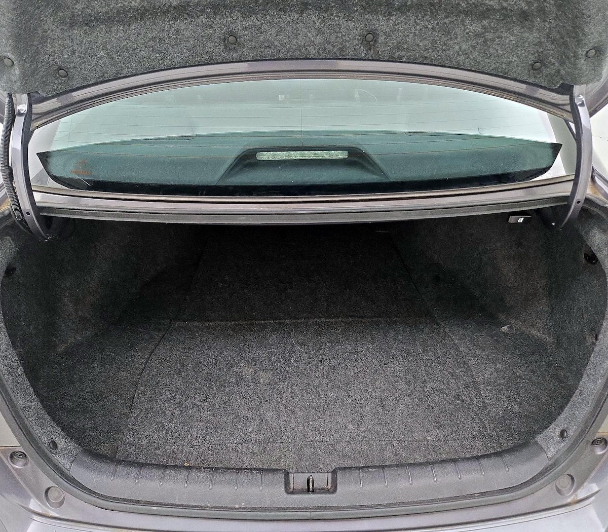 Trunk/Cargo (Seats Up)