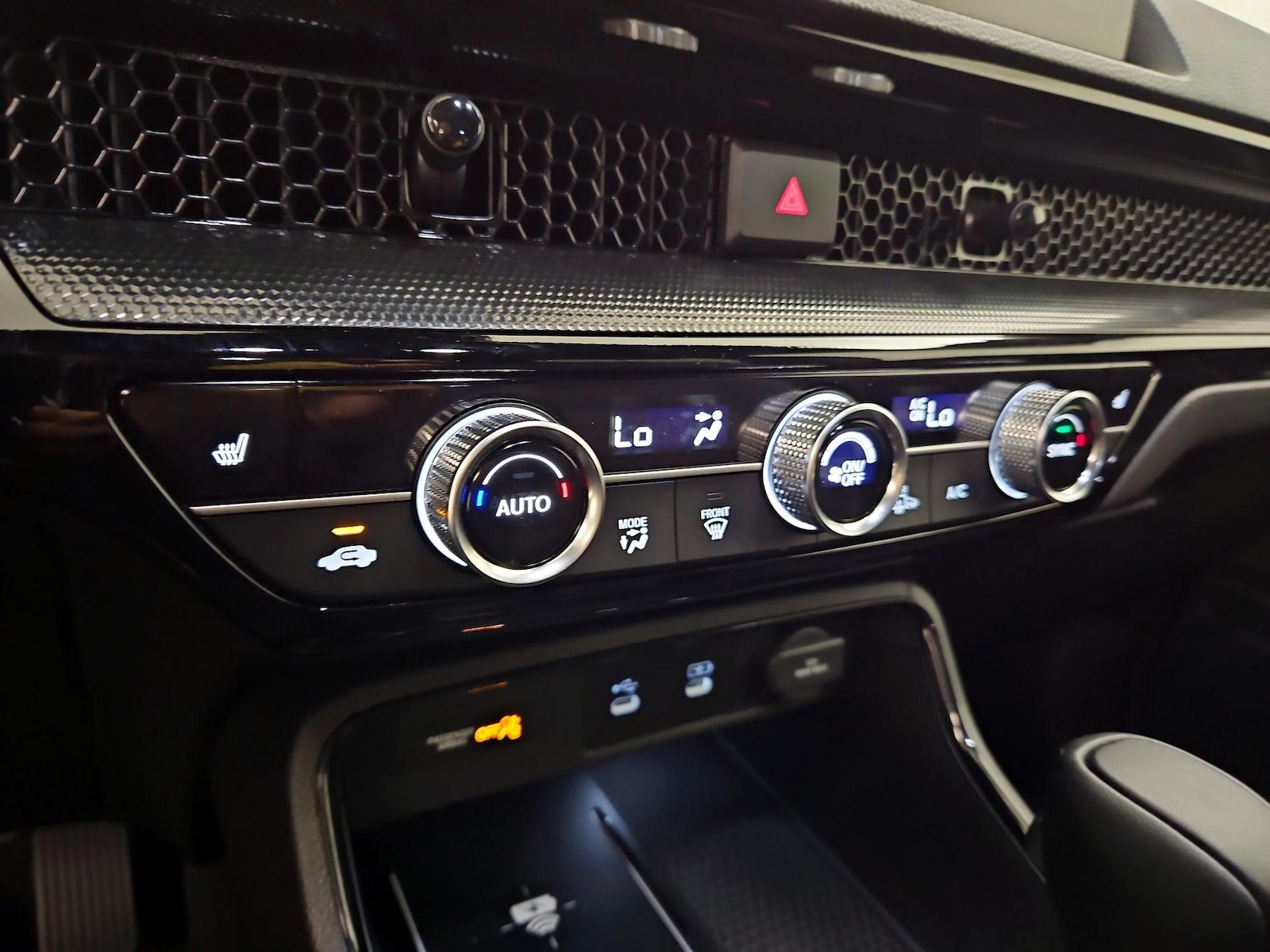 2026 Honda CR-V Sport Touring - Photo 18