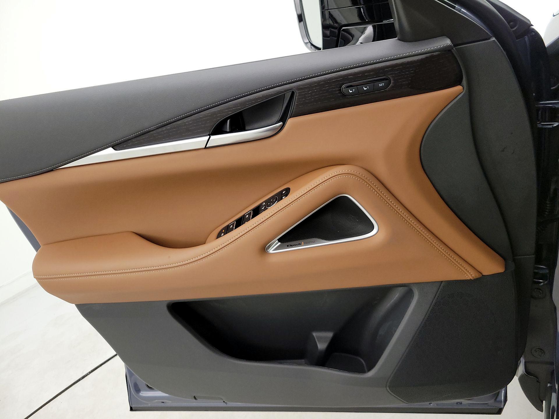 Thumbnail: 2026 INFINITI QX60 - 12