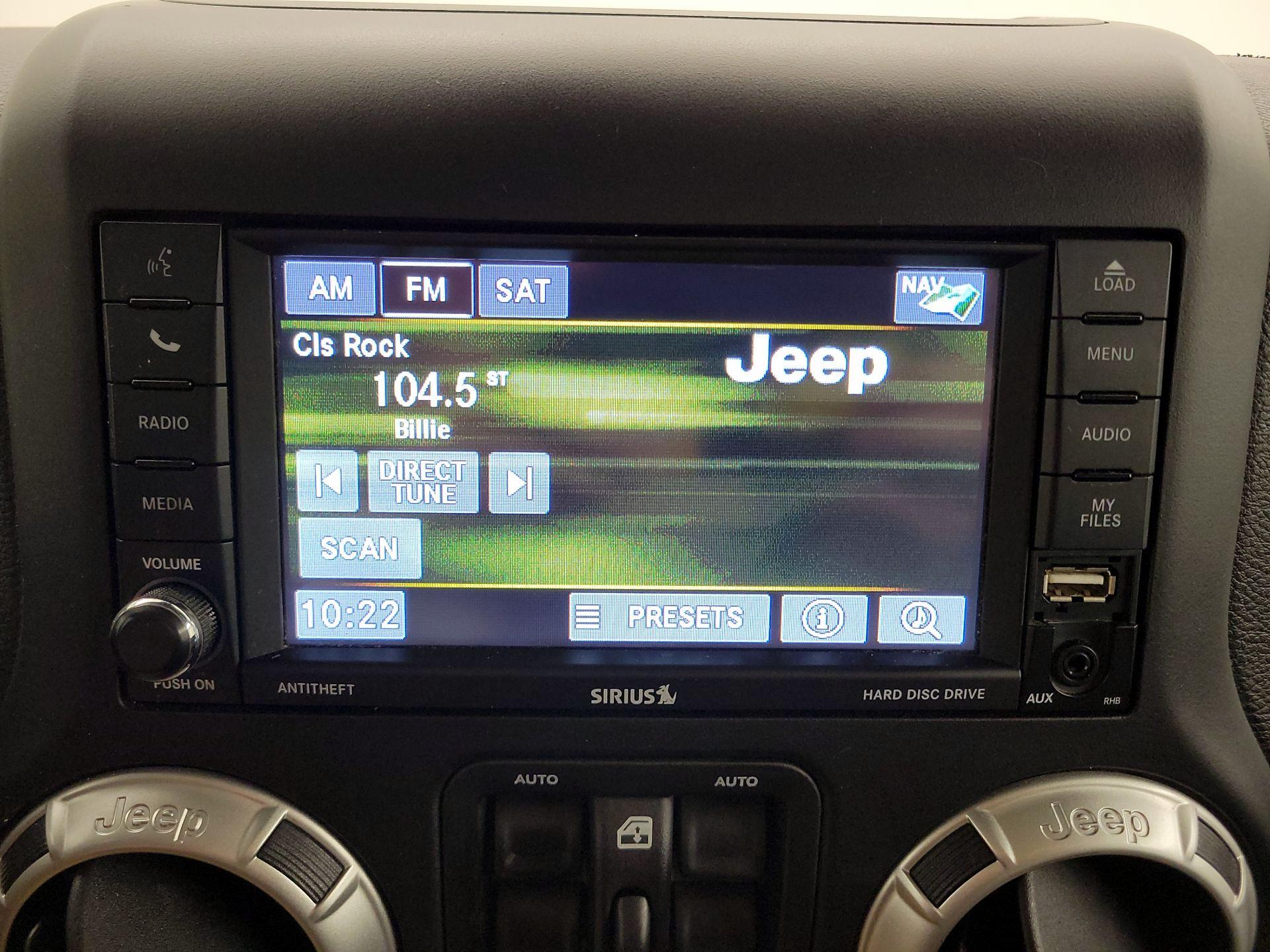 Thumbnail: 2017 Jeep Wrangler - 13