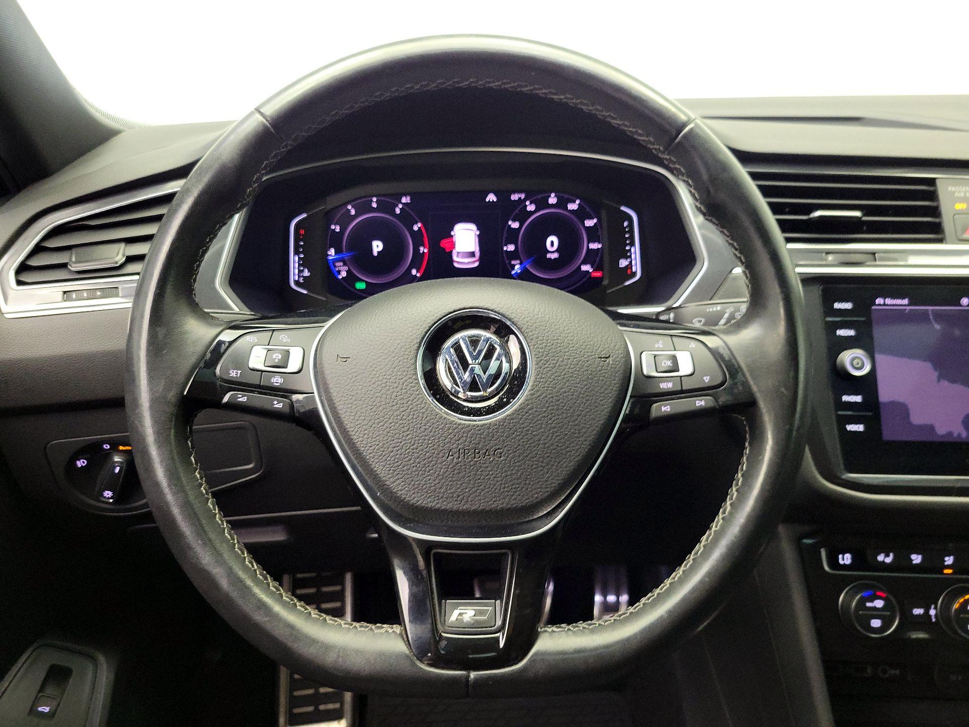 Thumbnail: 2020 Volkswagen Tiguan - 10