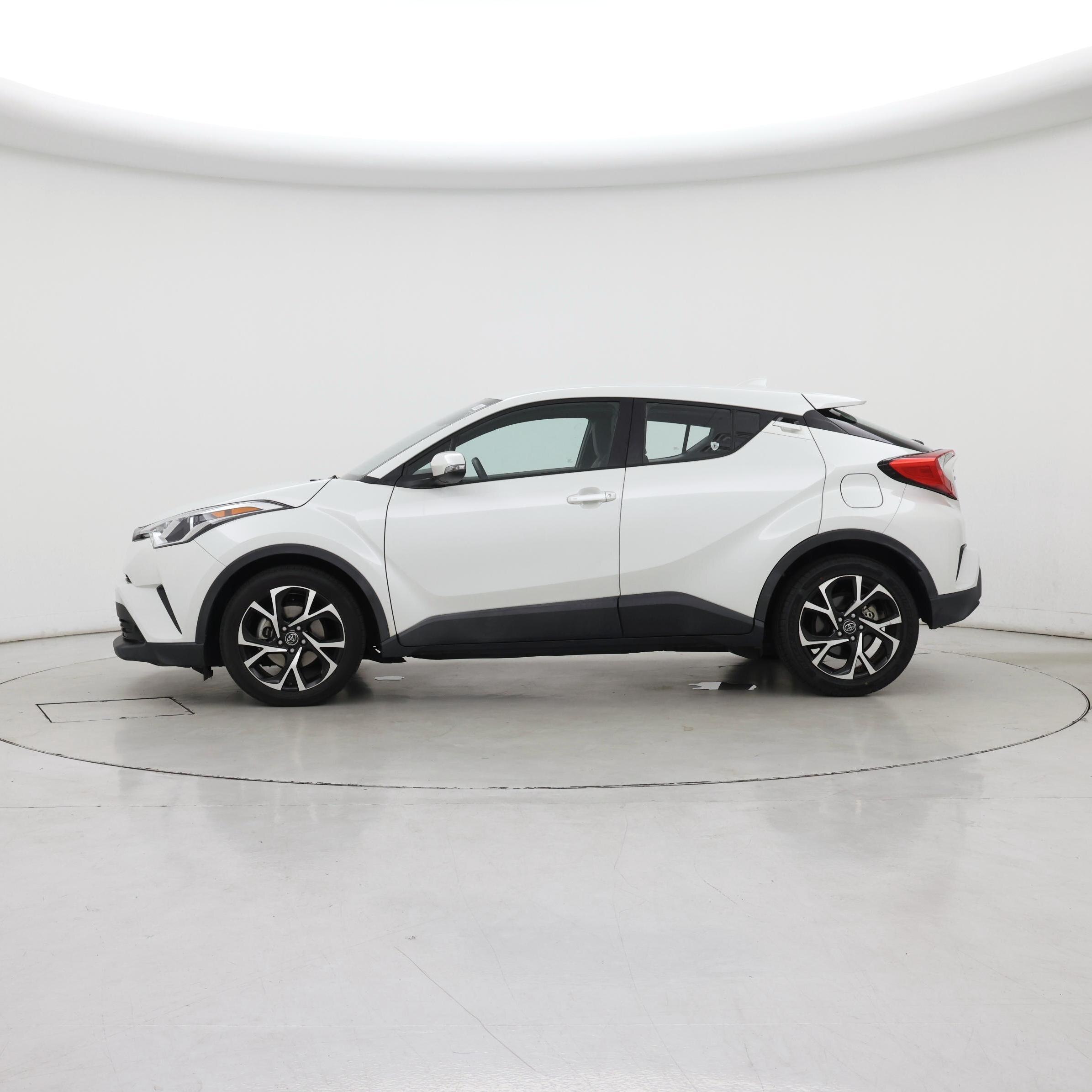 Thumbnail: 2019 Toyota C-HR - 3