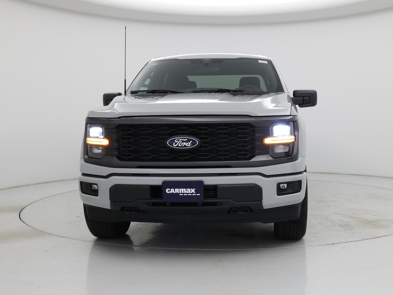 2026 Ford F-150 STX - Photo 6