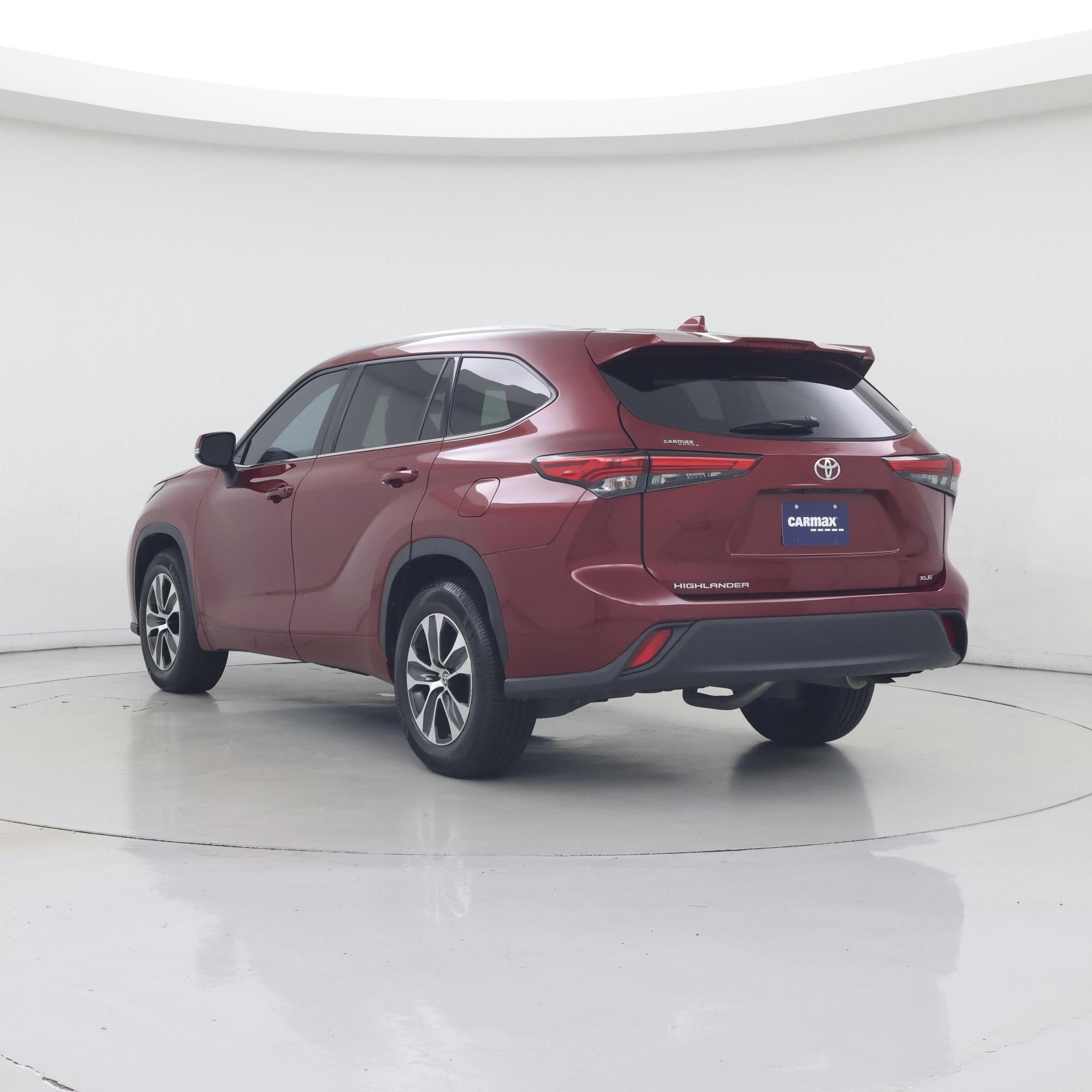 Thumbnail: 2022 Toyota Highlander - 2