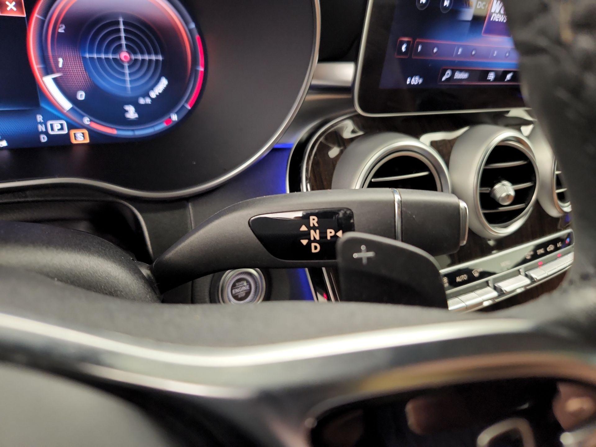 Thumbnail: 2023 Mercedes-Benz GLC - 18
