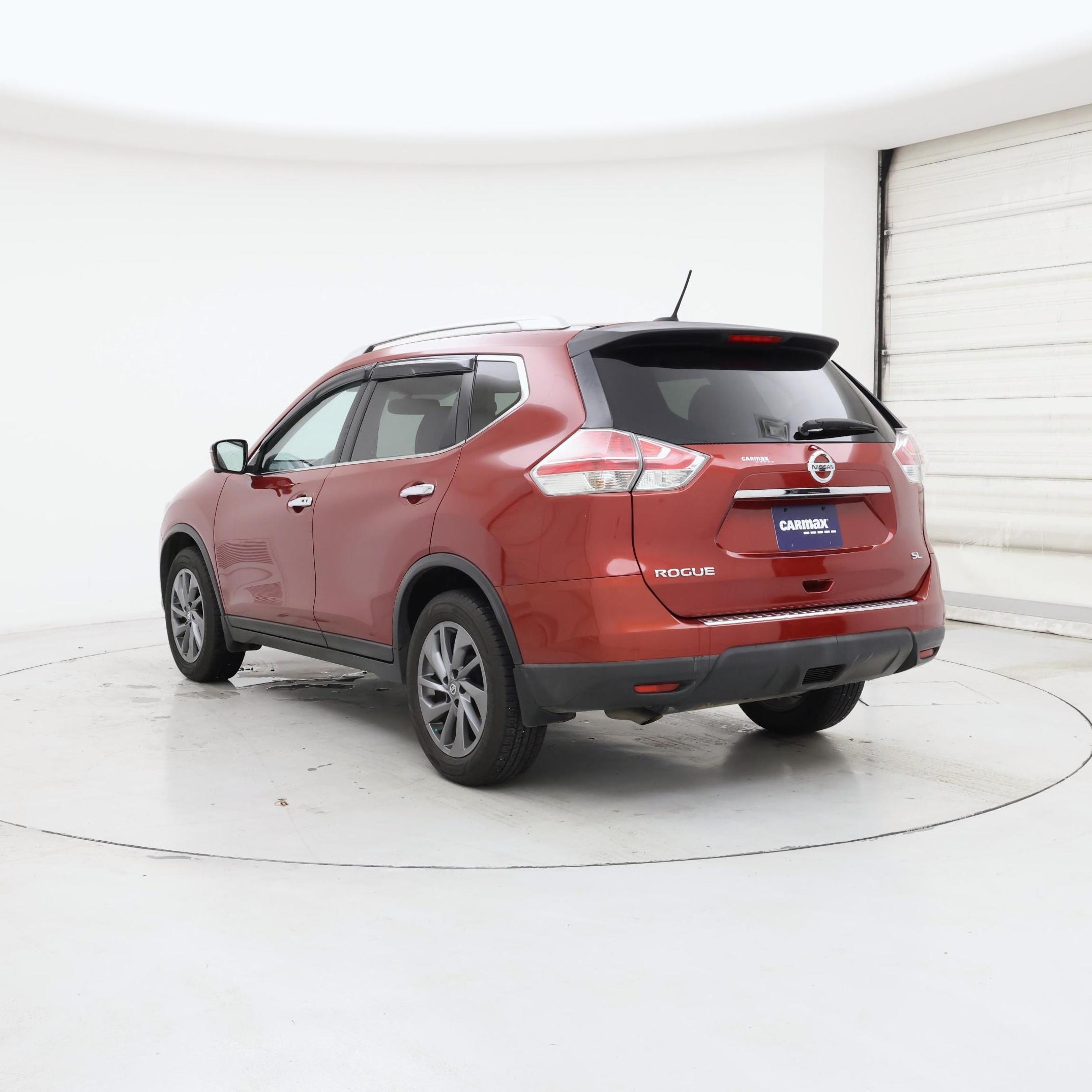 Thumbnail: 2016 Nissan Rogue - 2