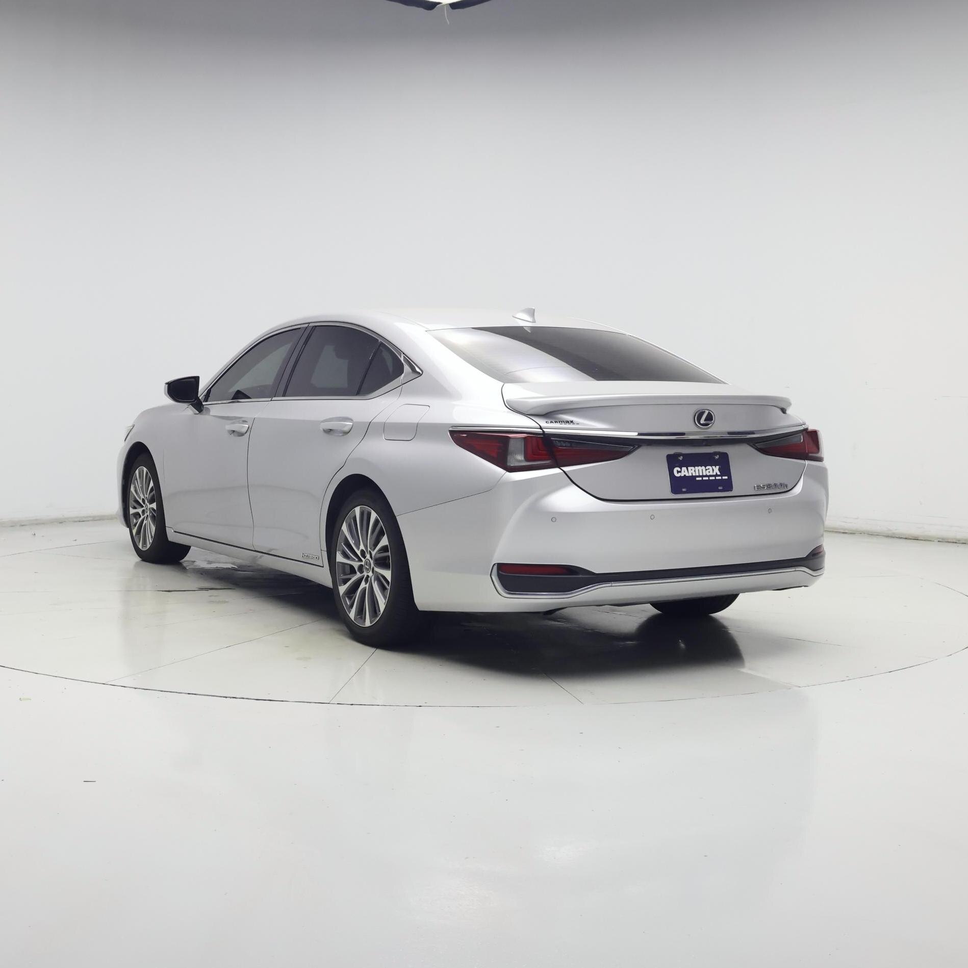 Thumbnail: 2021 Lexus ES - 2