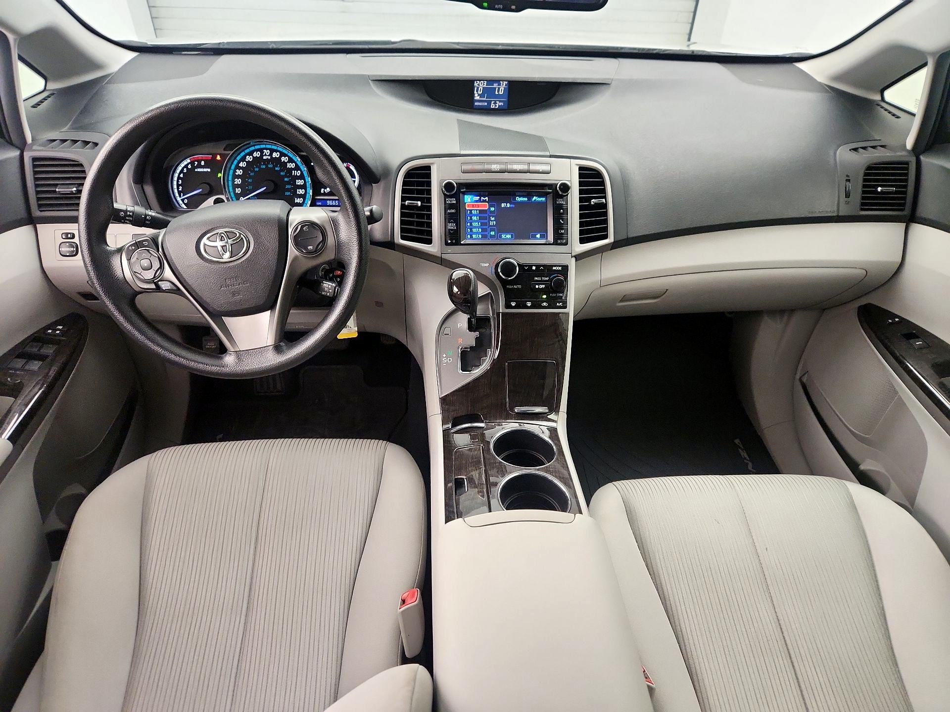 Thumbnail: 2014 Toyota Venza - 9