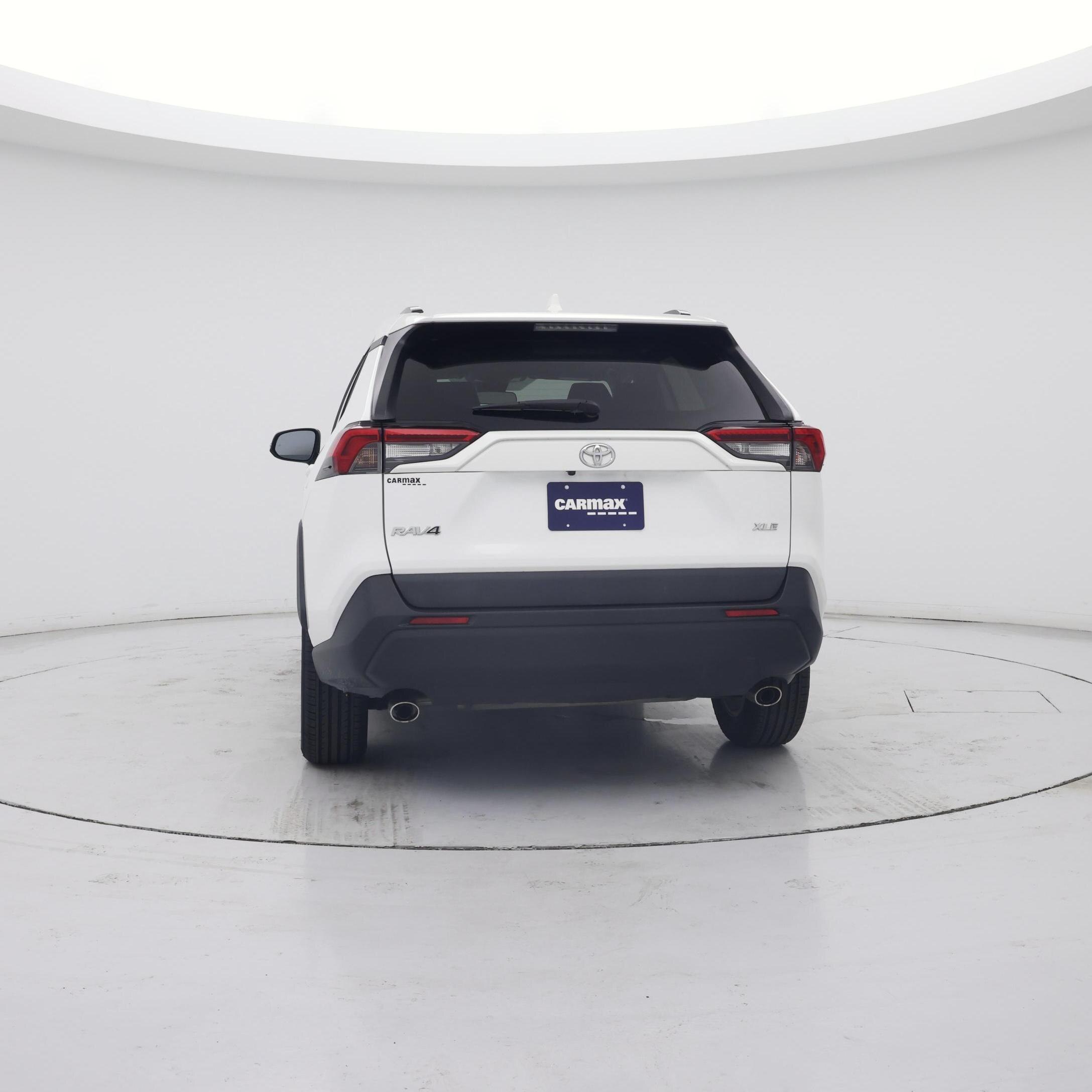 Thumbnail: 2019 Toyota RAV4 - 6