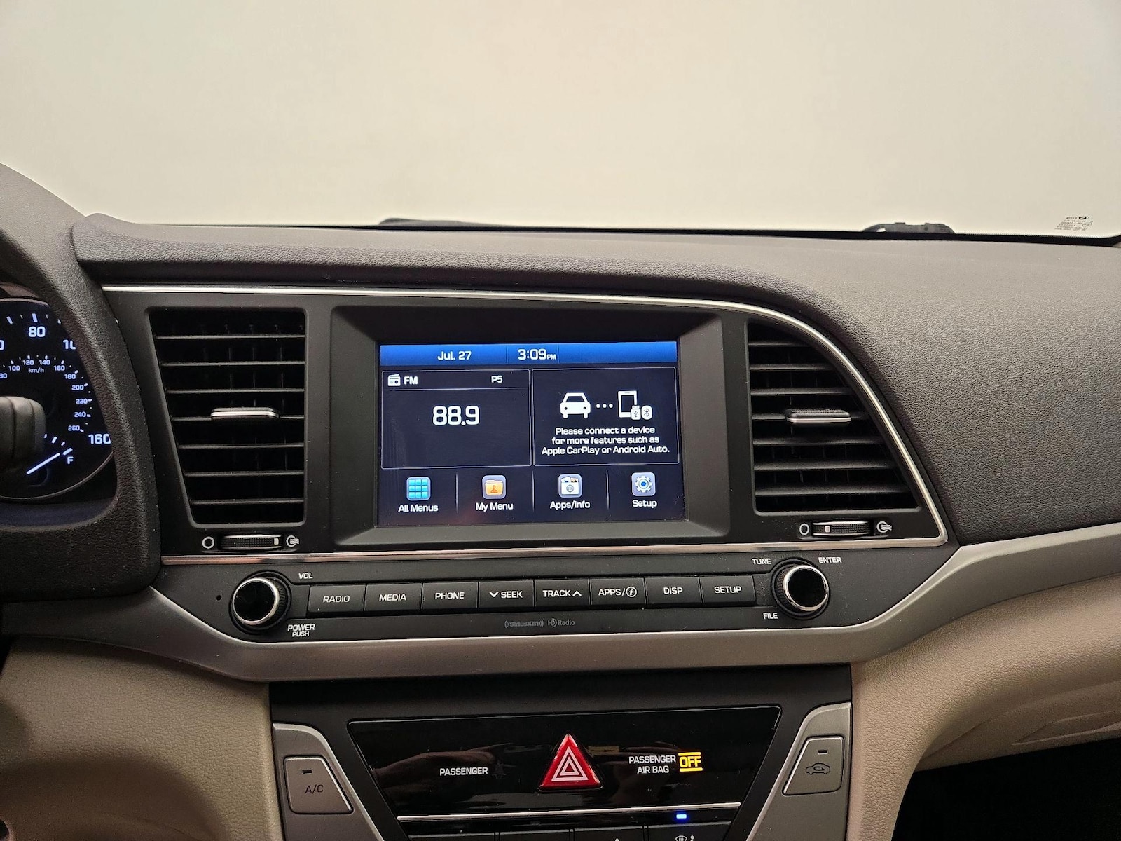 2017 Hyundai Elantra SE - Photo 16