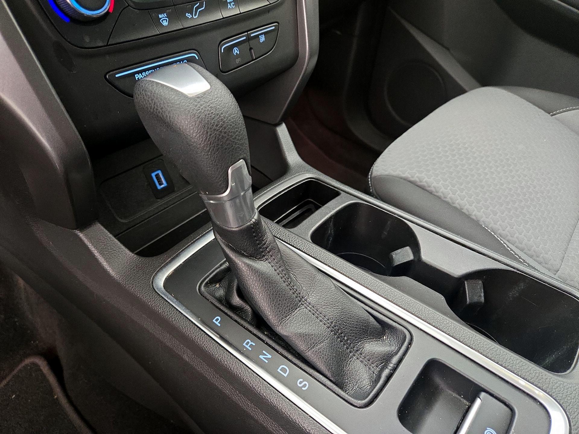 Thumbnail: 2017 Ford Escape - 16