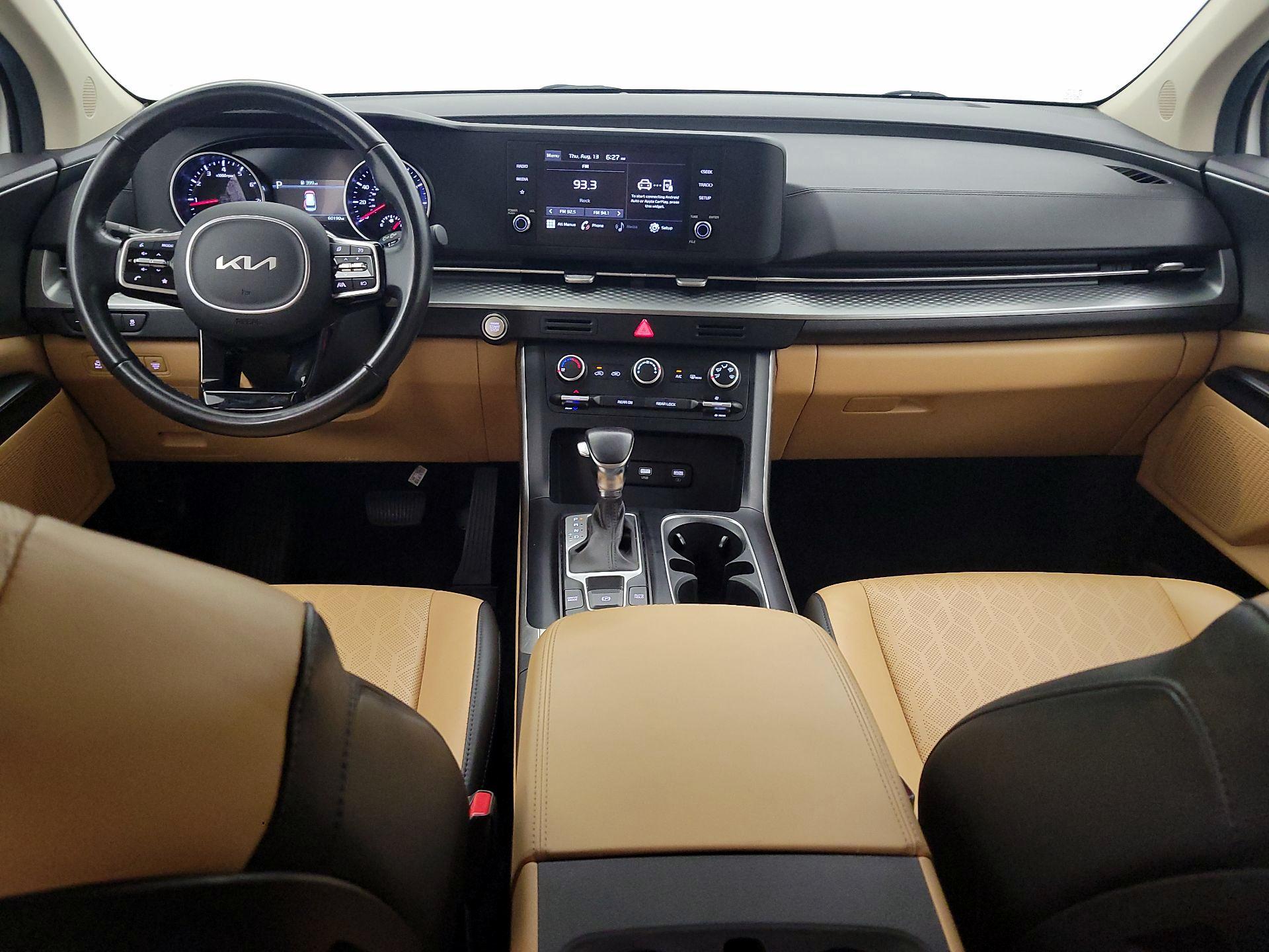 Thumbnail: 2022 Kia Carnival - 9