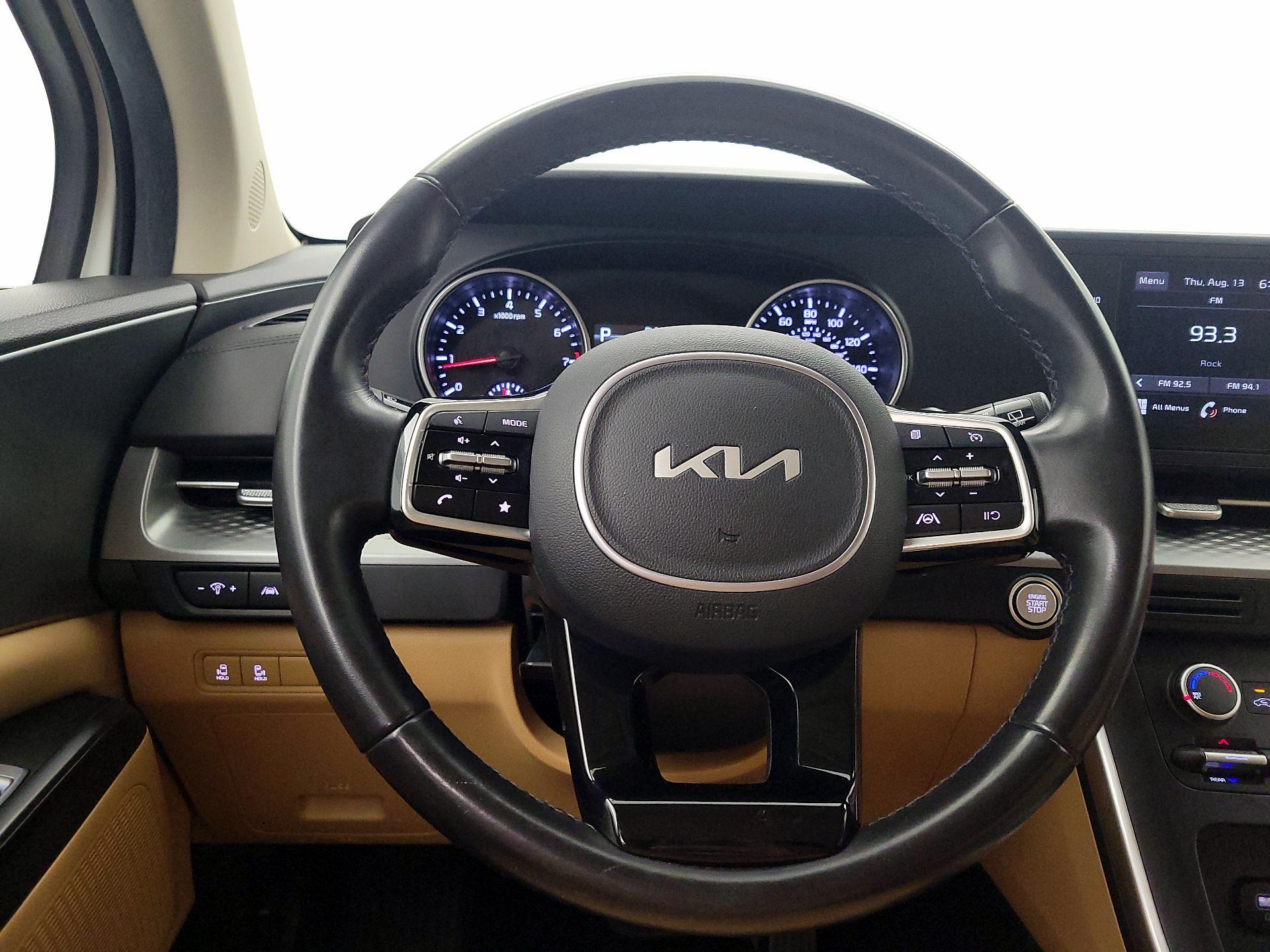 Thumbnail: 2022 Kia Carnival - 10