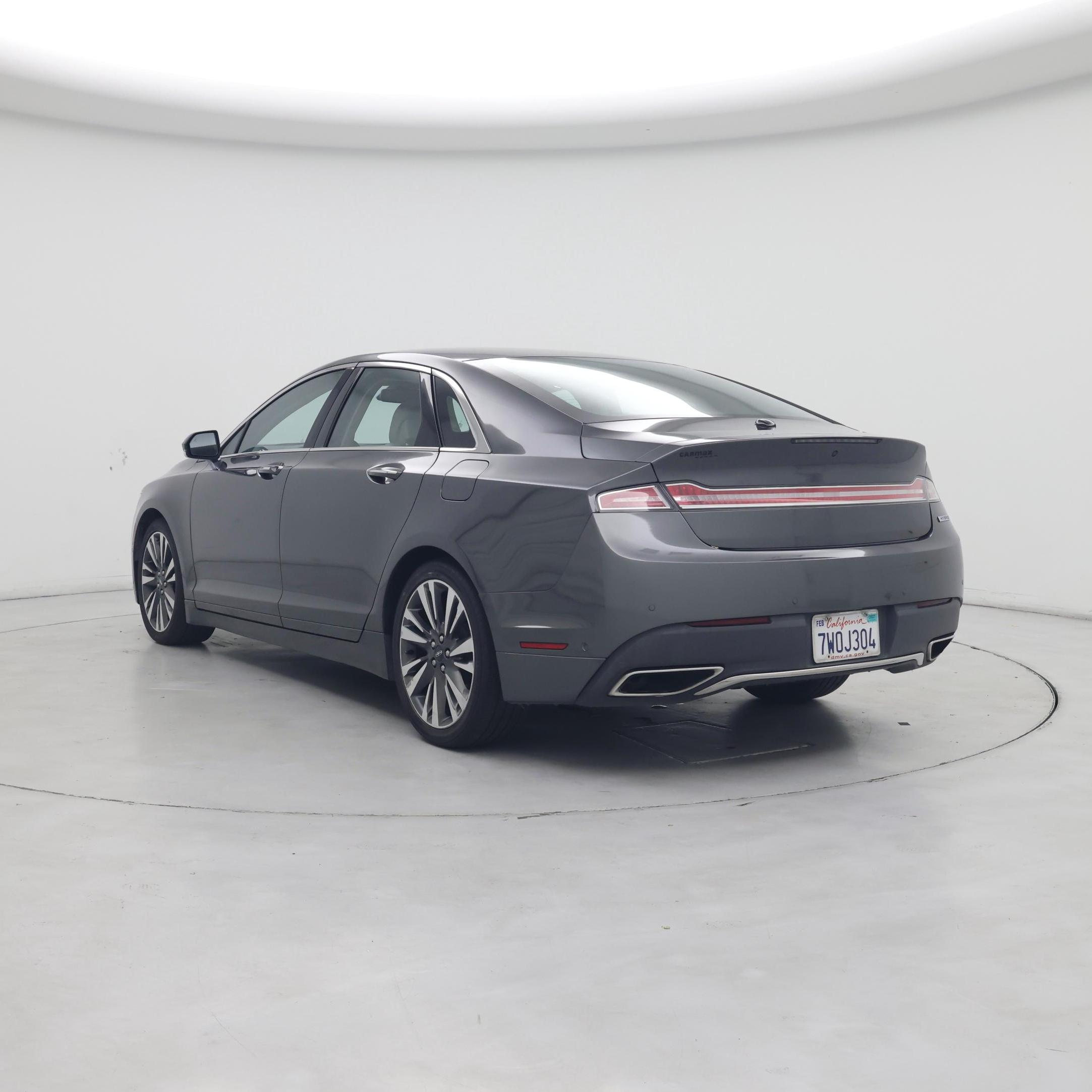 Thumbnail: 2017 Lincoln MKZ - 2
