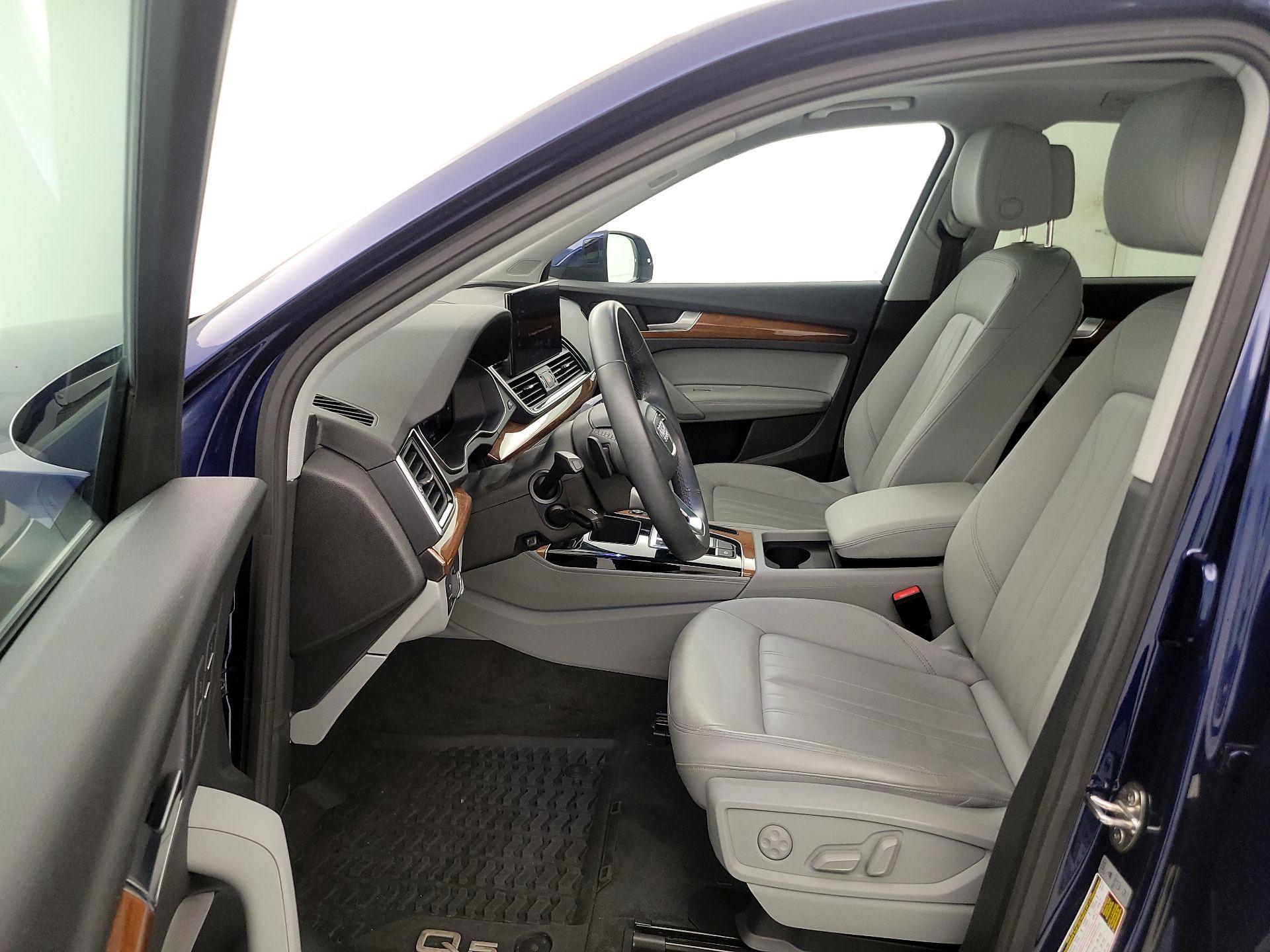 Thumbnail: 2024 Audi Q5 - 11