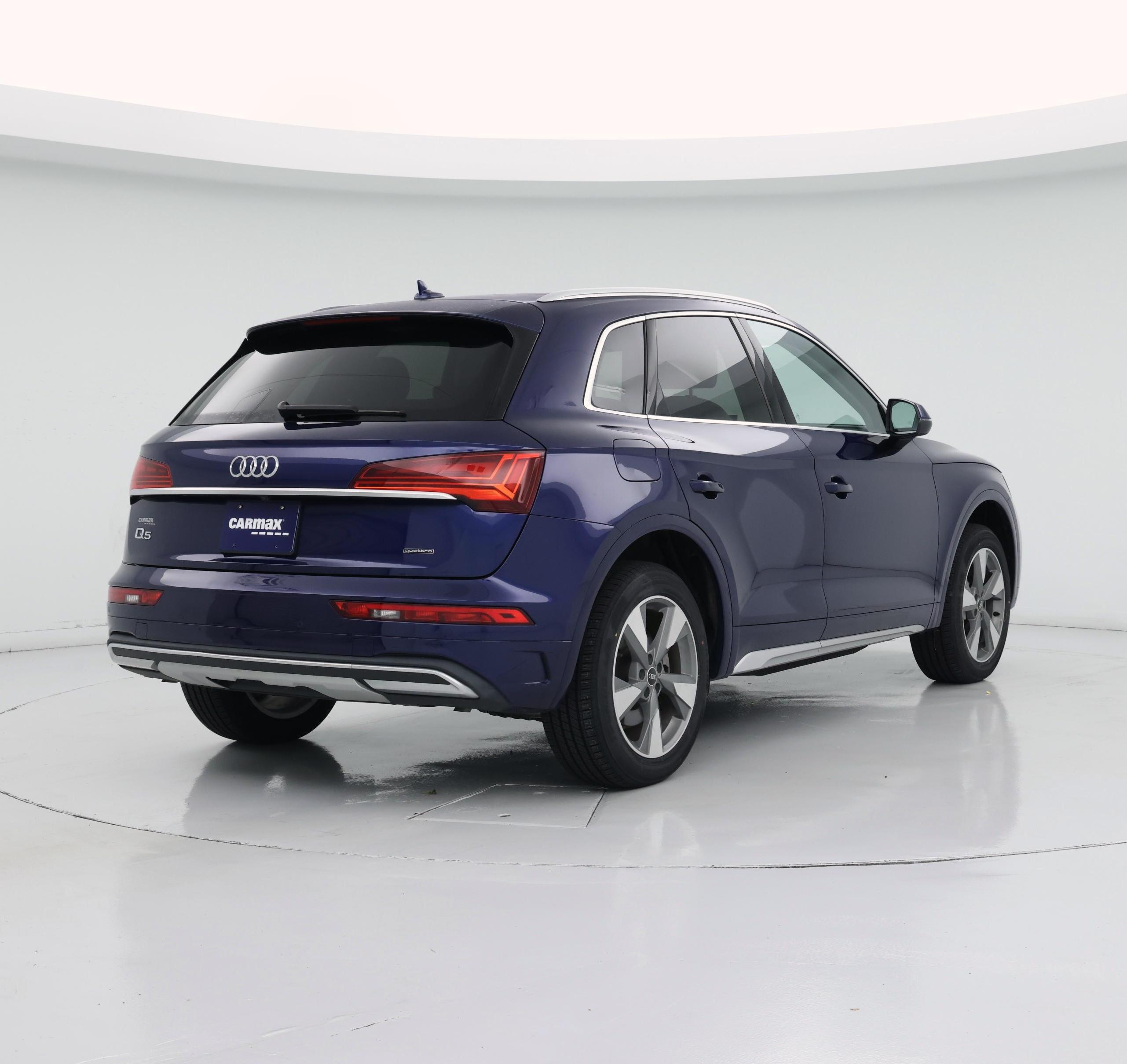 Thumbnail: 2024 Audi Q5 - 8