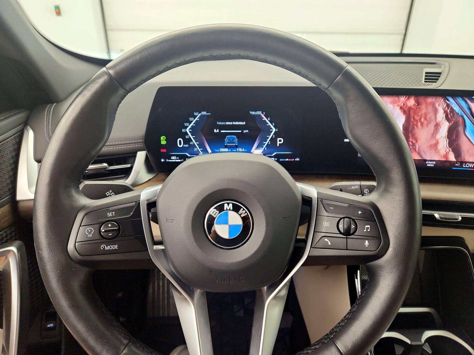 Thumbnail: 2023 BMW X1 - 10