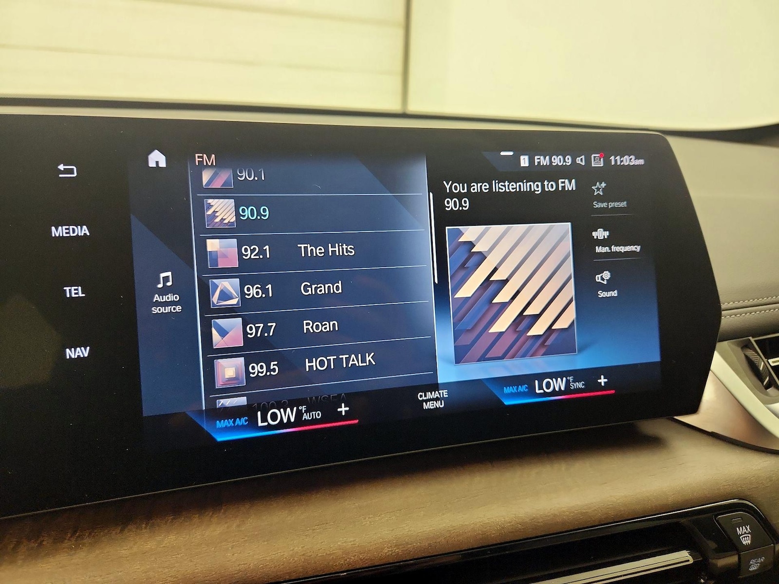 2023 BMW X1 28i - Photo 17
